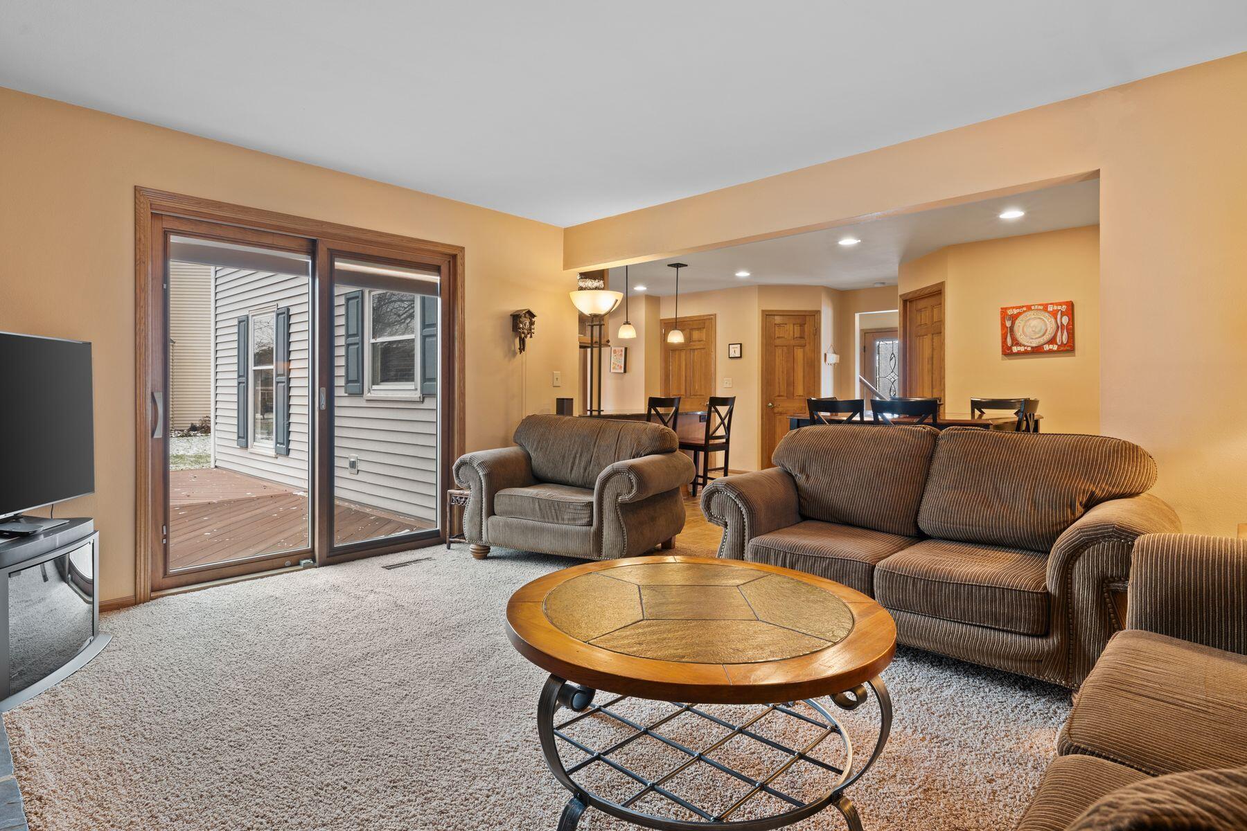 W226N2588 Aspenwood Ln