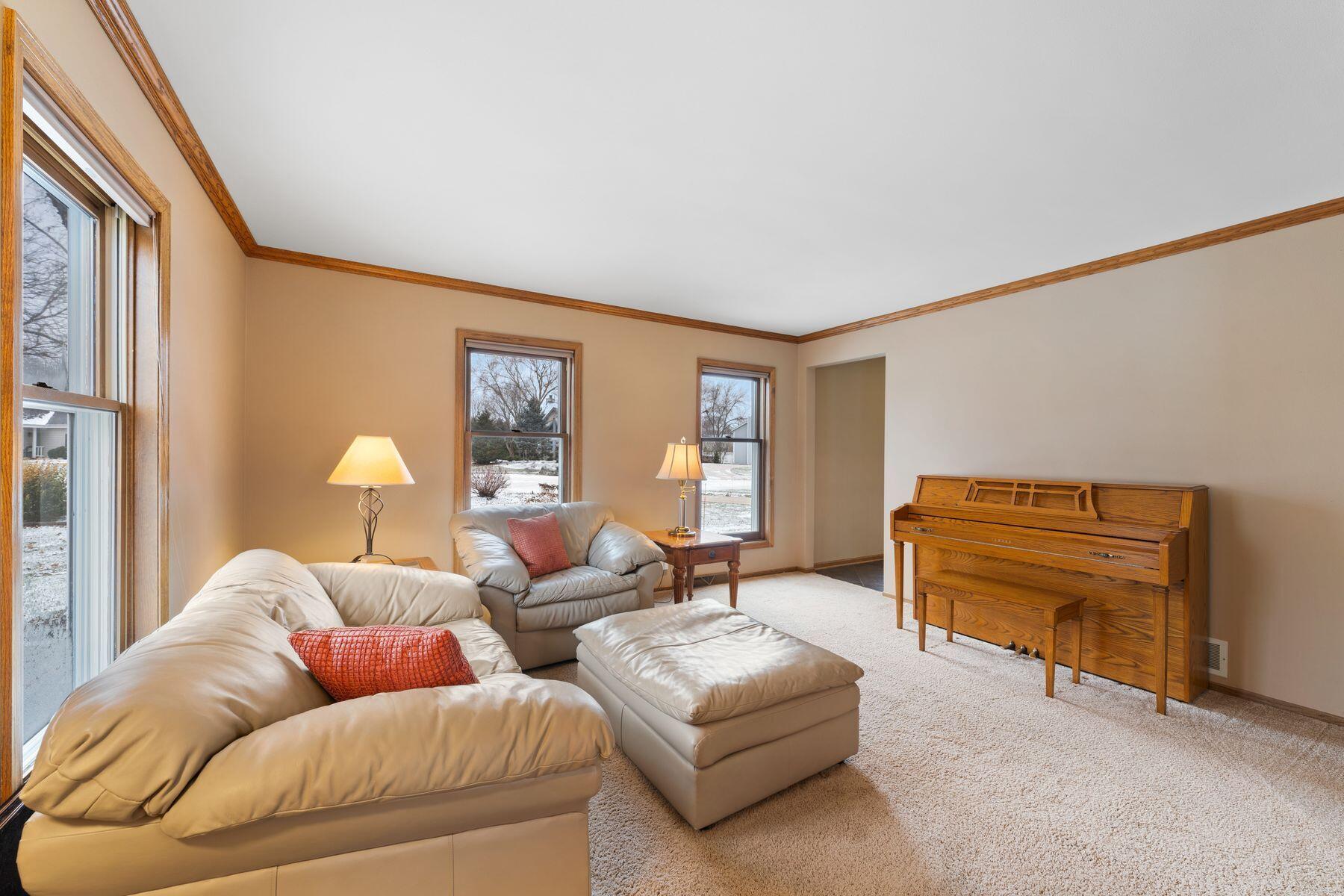 W226N2588 Aspenwood Ln