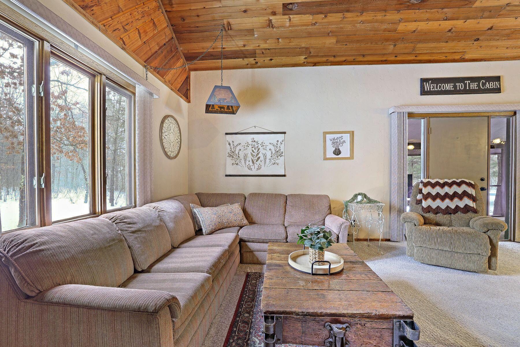 1560 Kingswood Trl