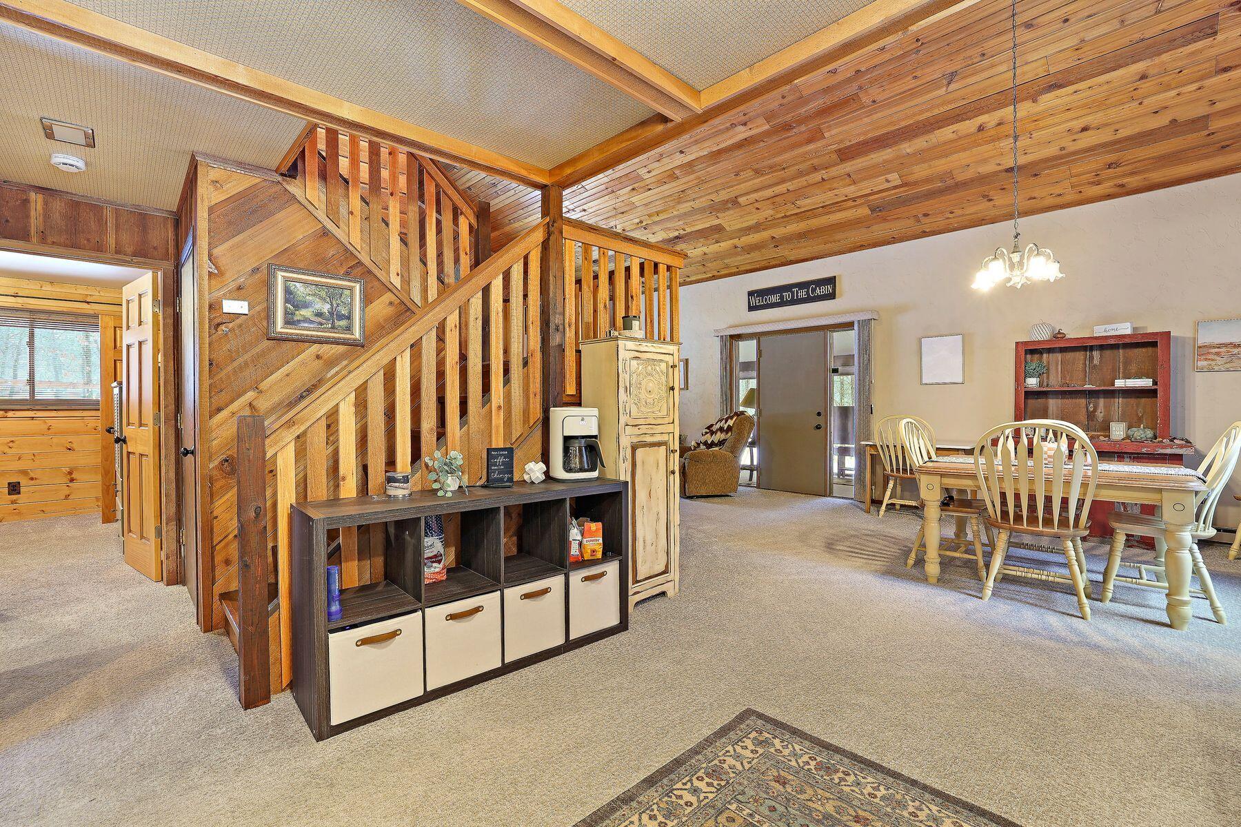 1560 Kingswood Trl