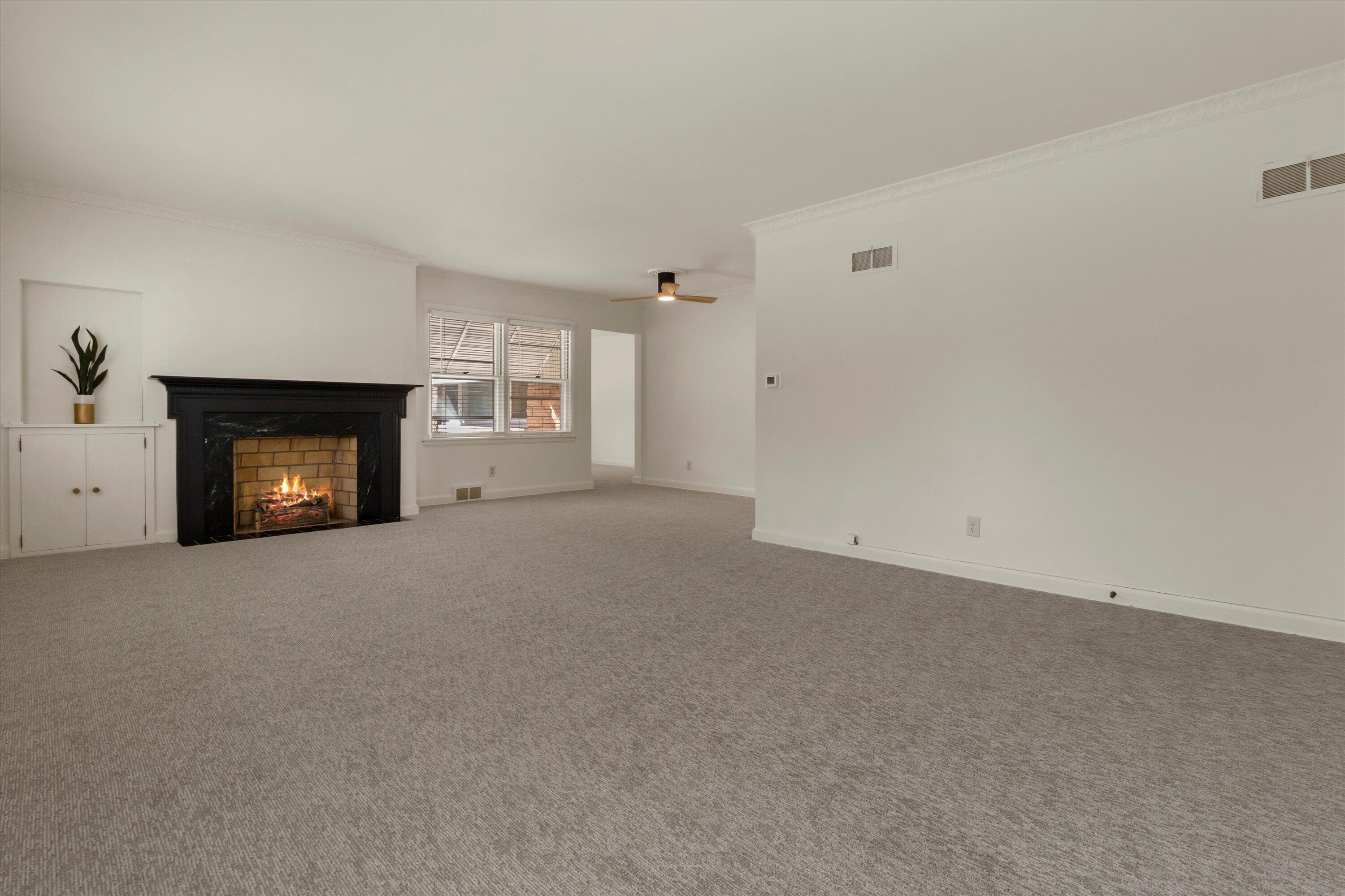 8746 Parkview Ct