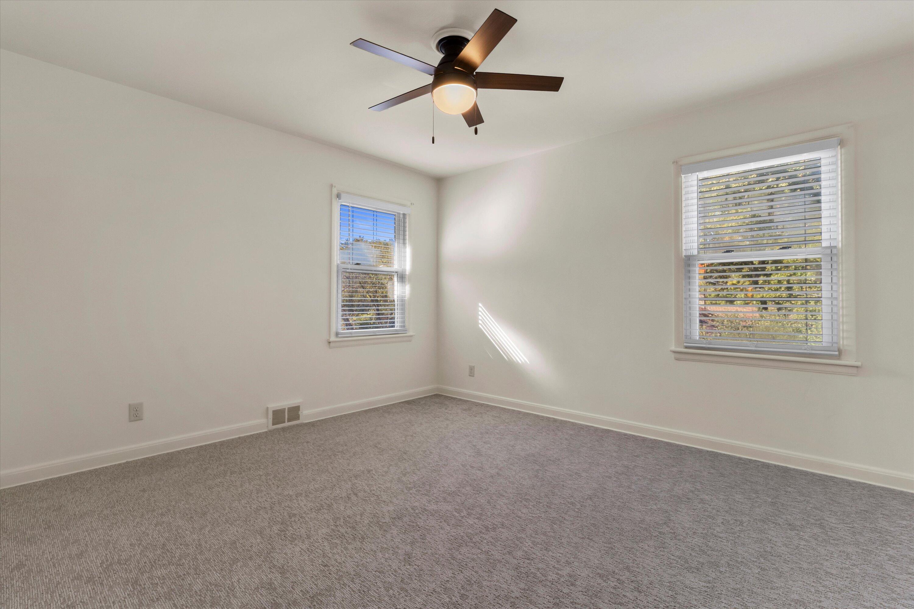 8746 Parkview Ct