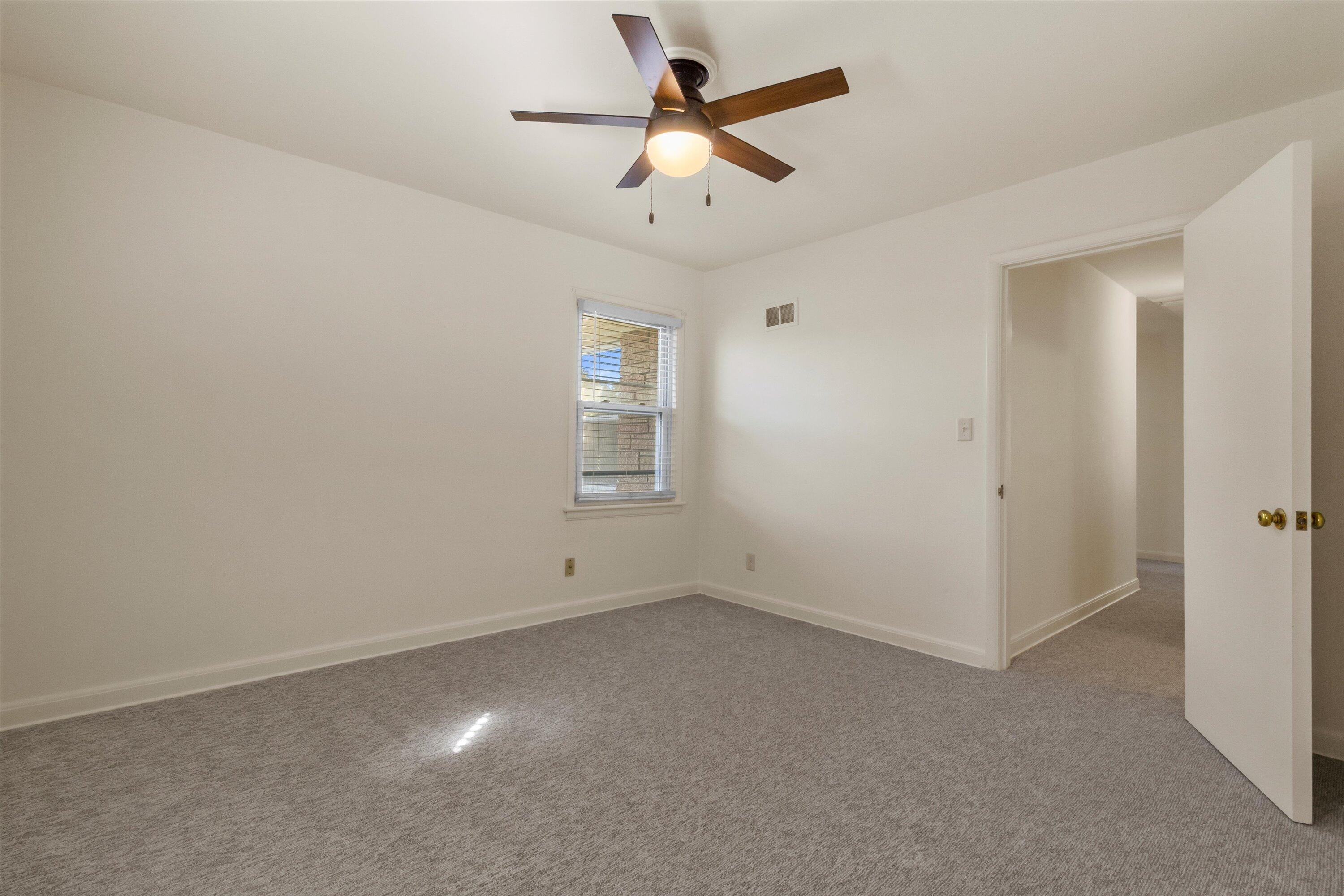 8746 Parkview Ct