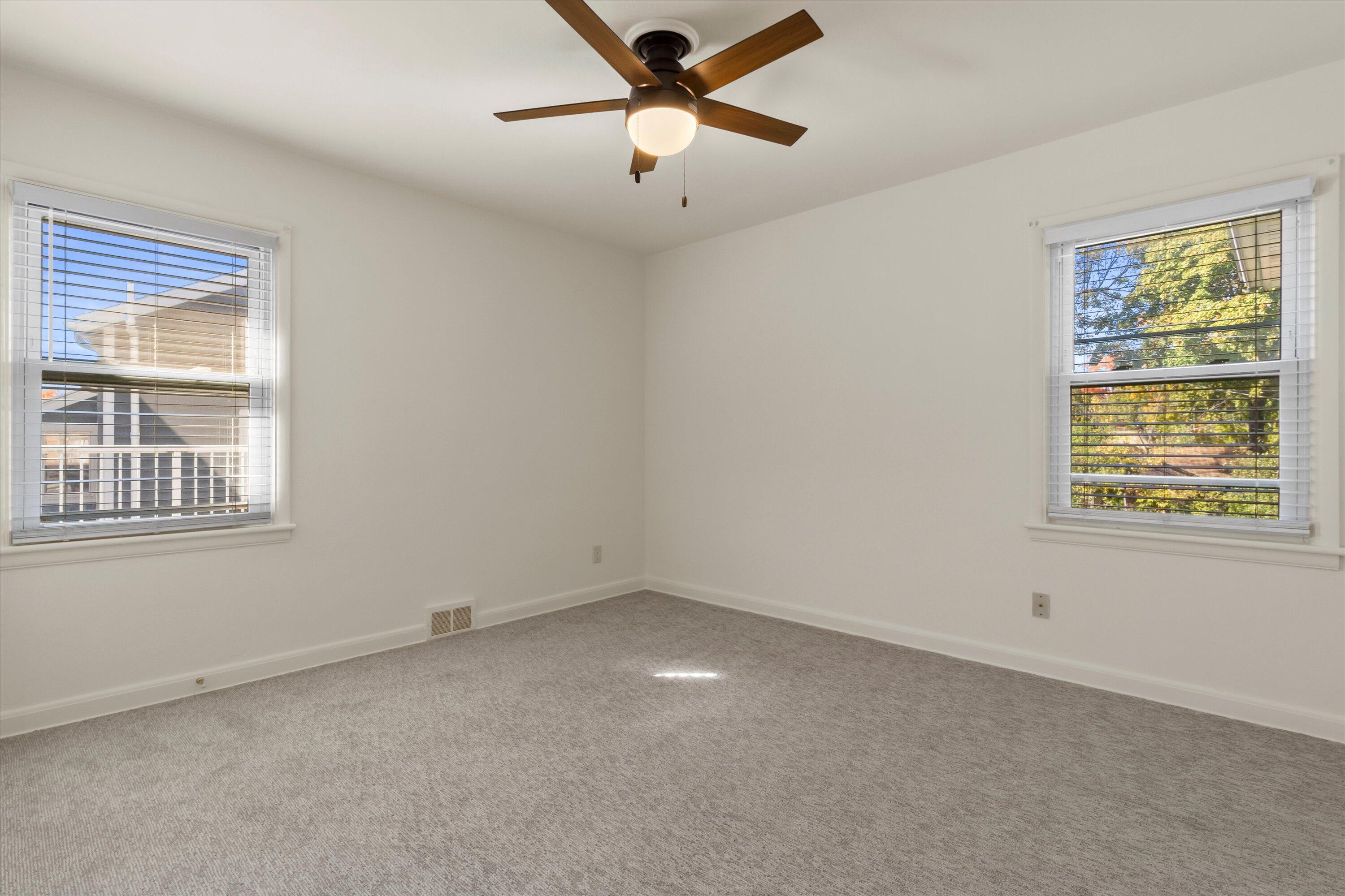 8746 Parkview Ct