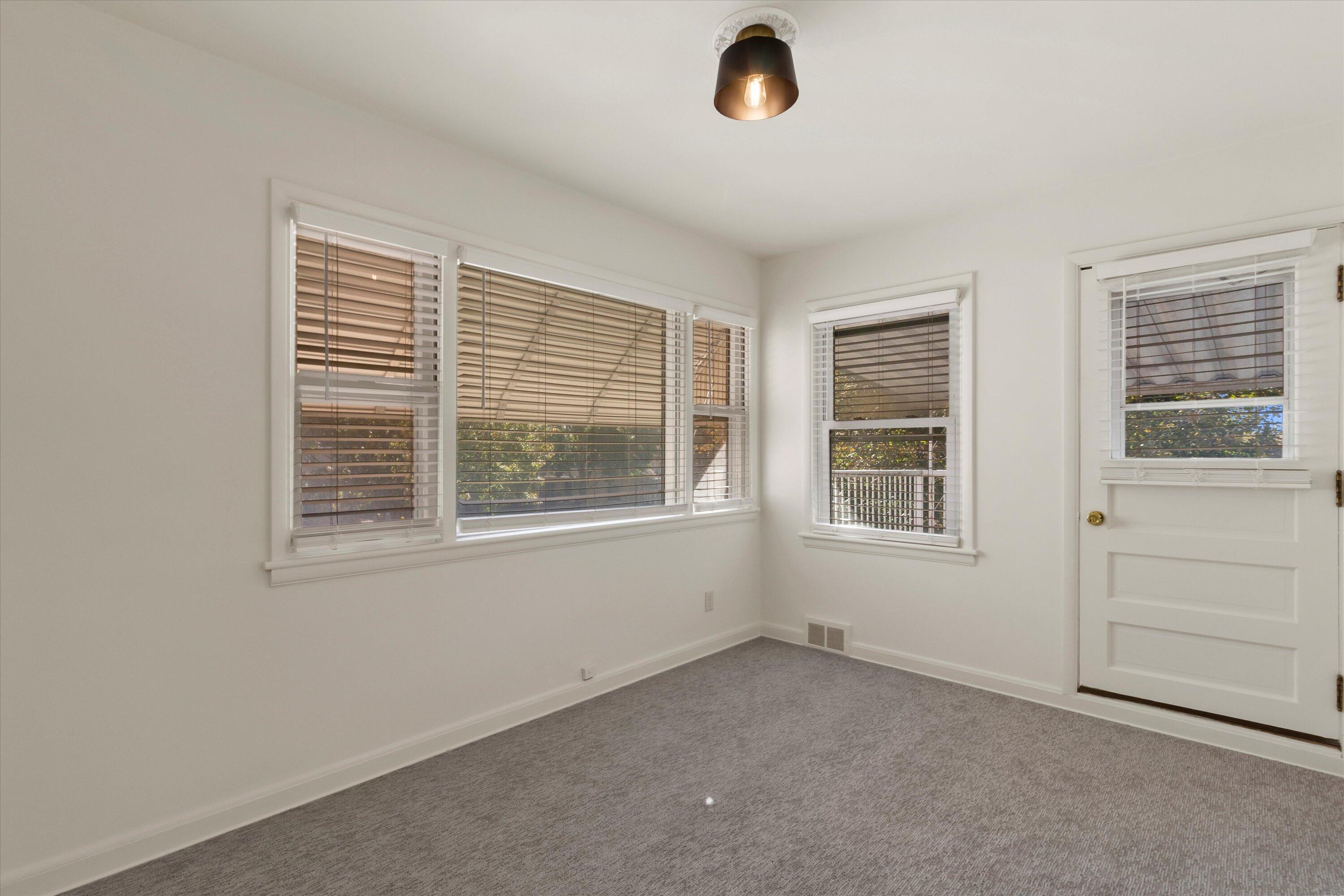 8746 Parkview Ct