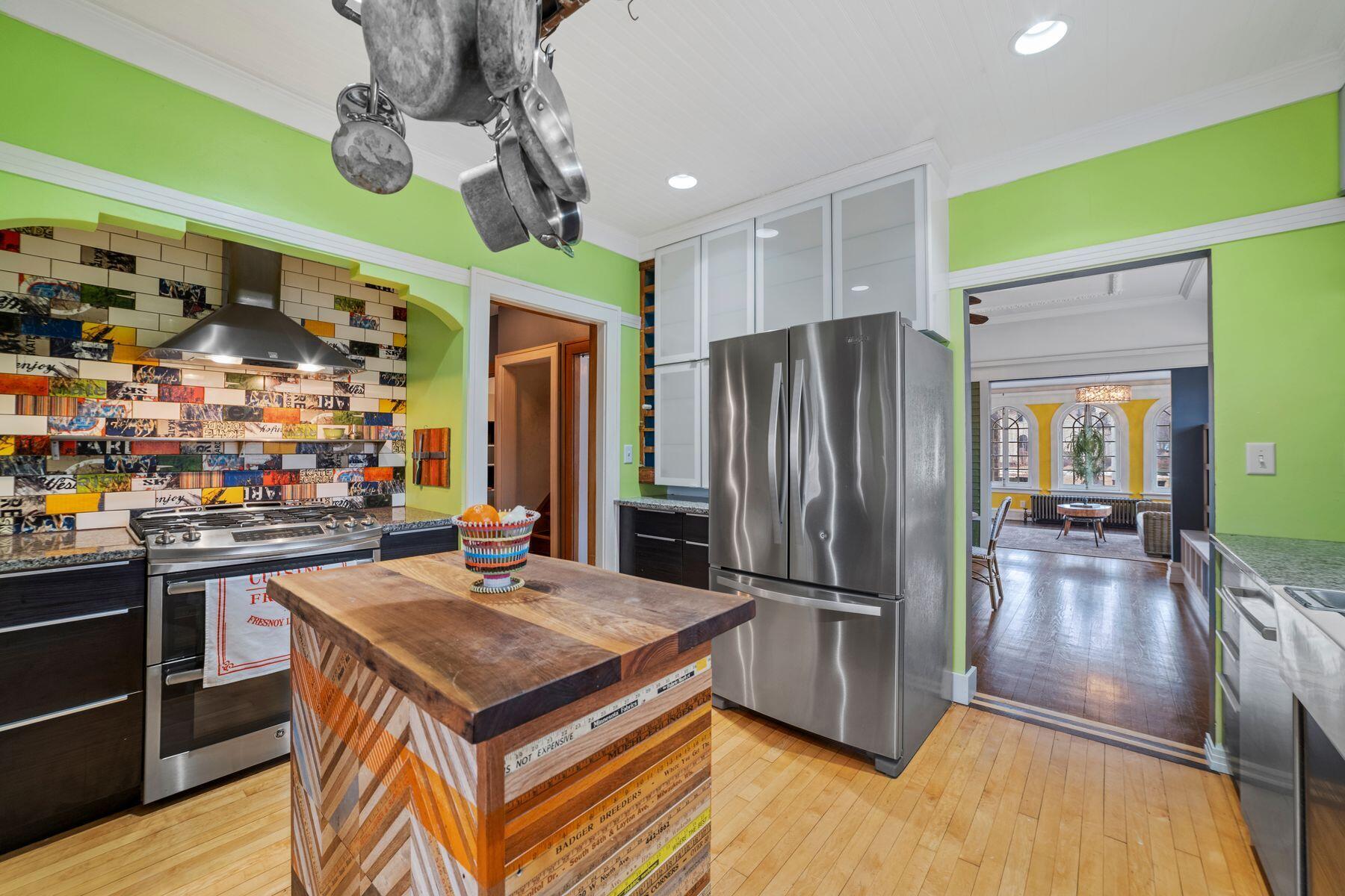 5101 W Washington Blvd