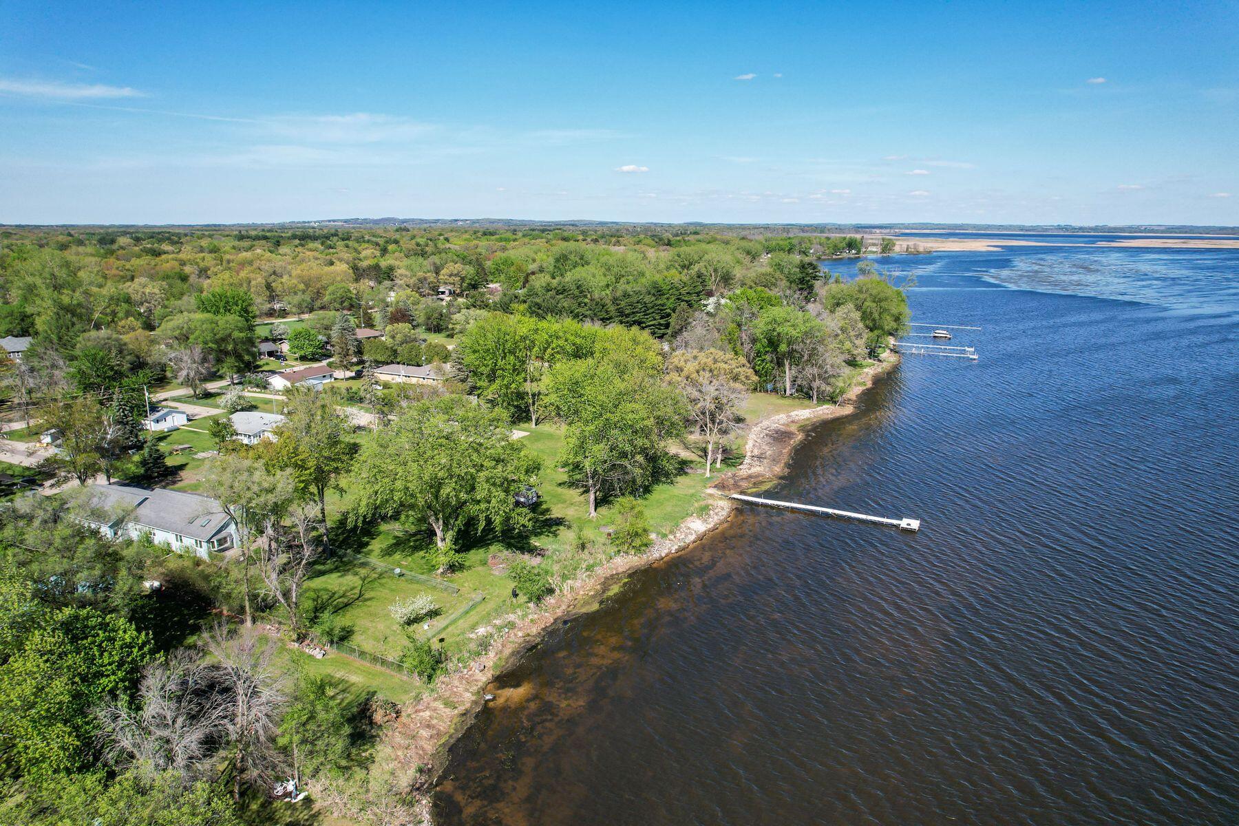 W475 Huron Bay Dr