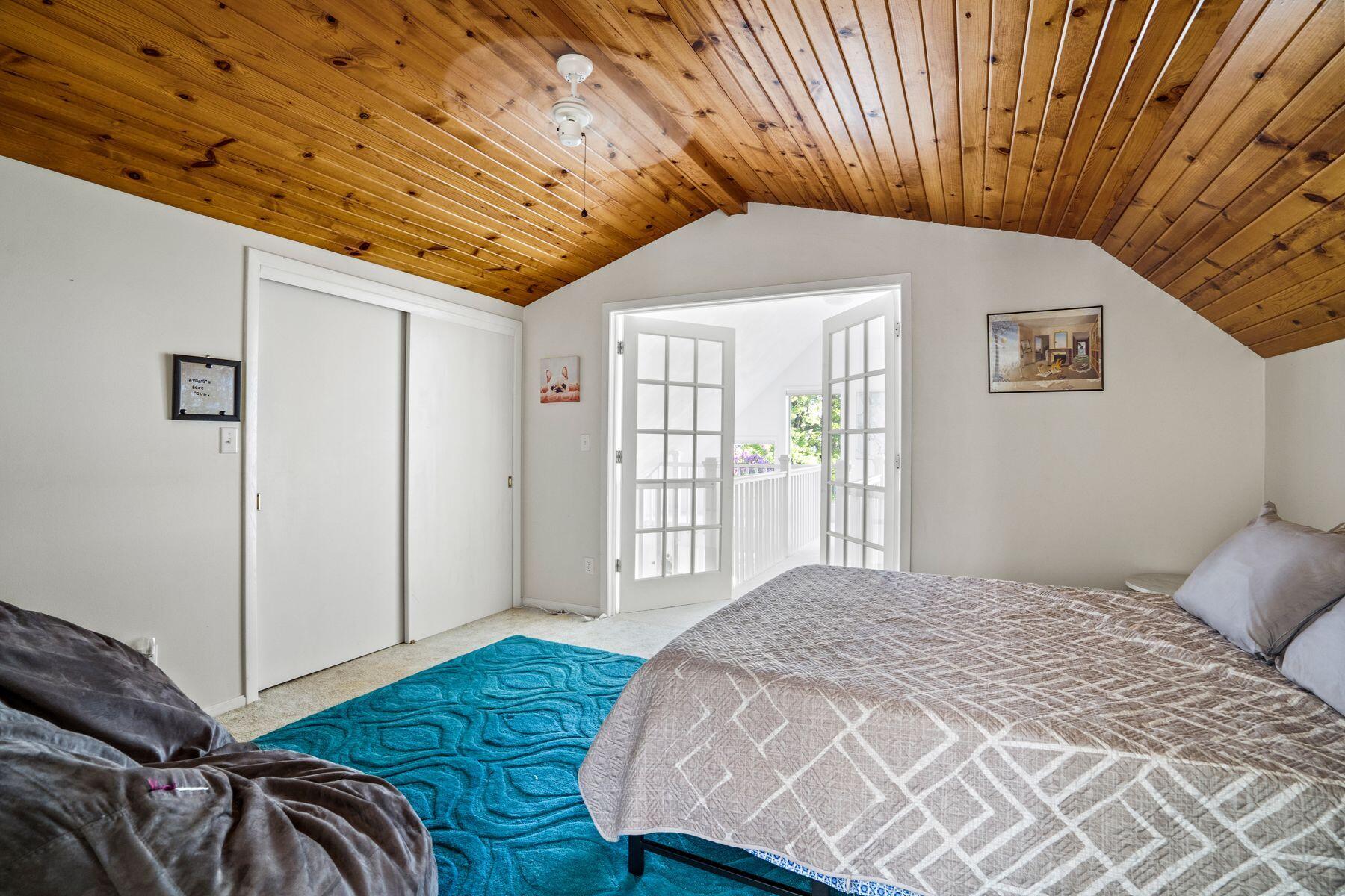 W475 Huron Bay Dr