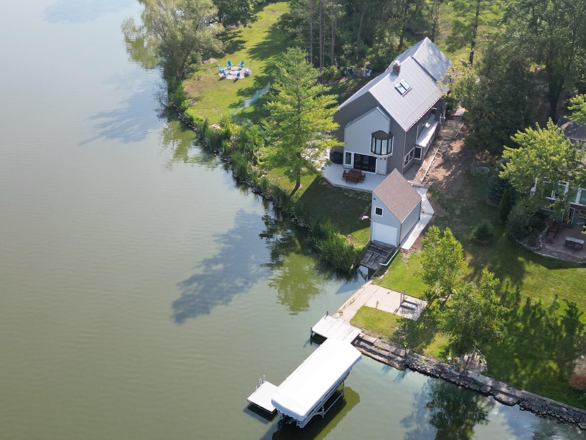 N5077 Lake Dr