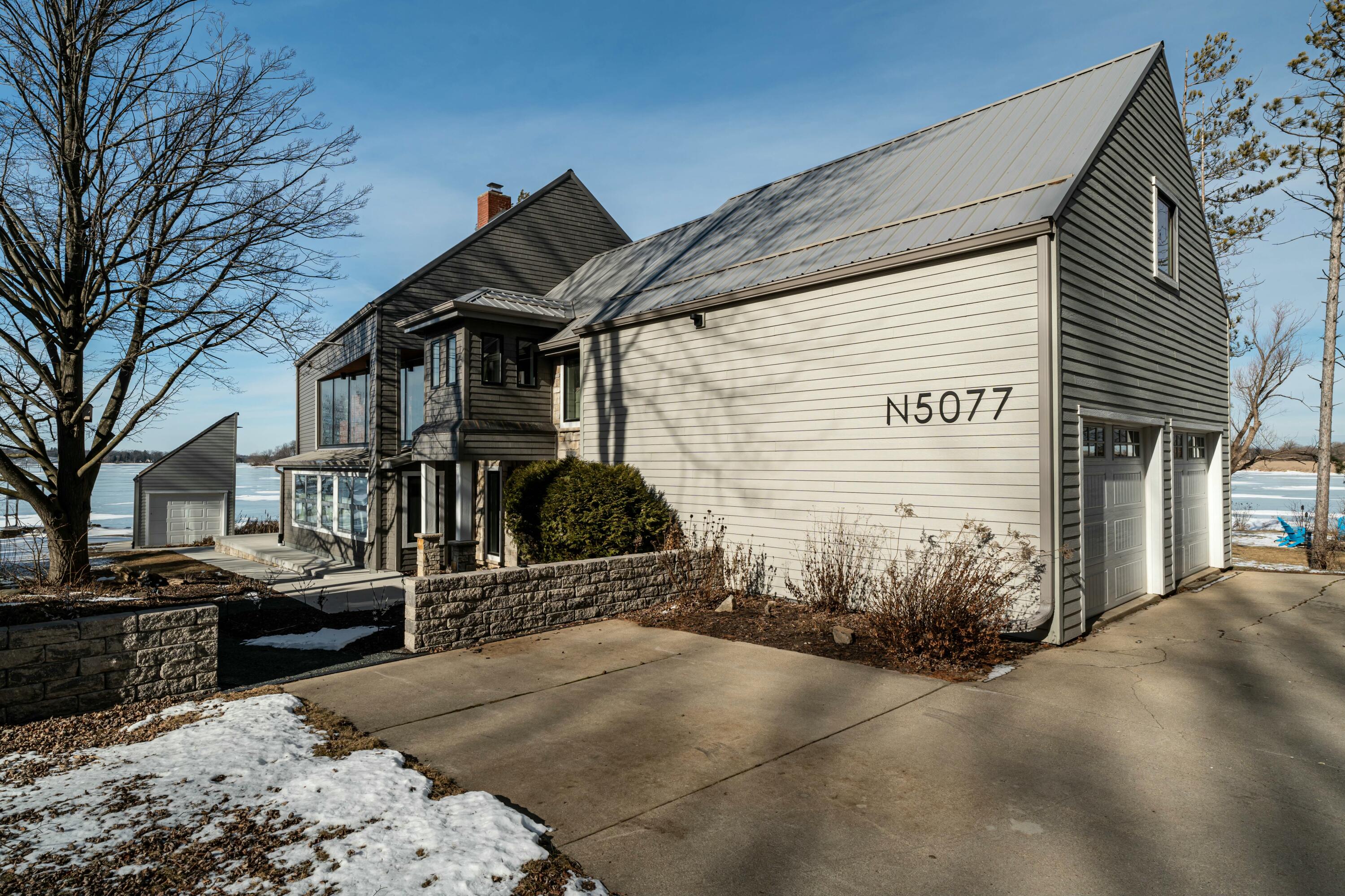 N5077 Lake Dr