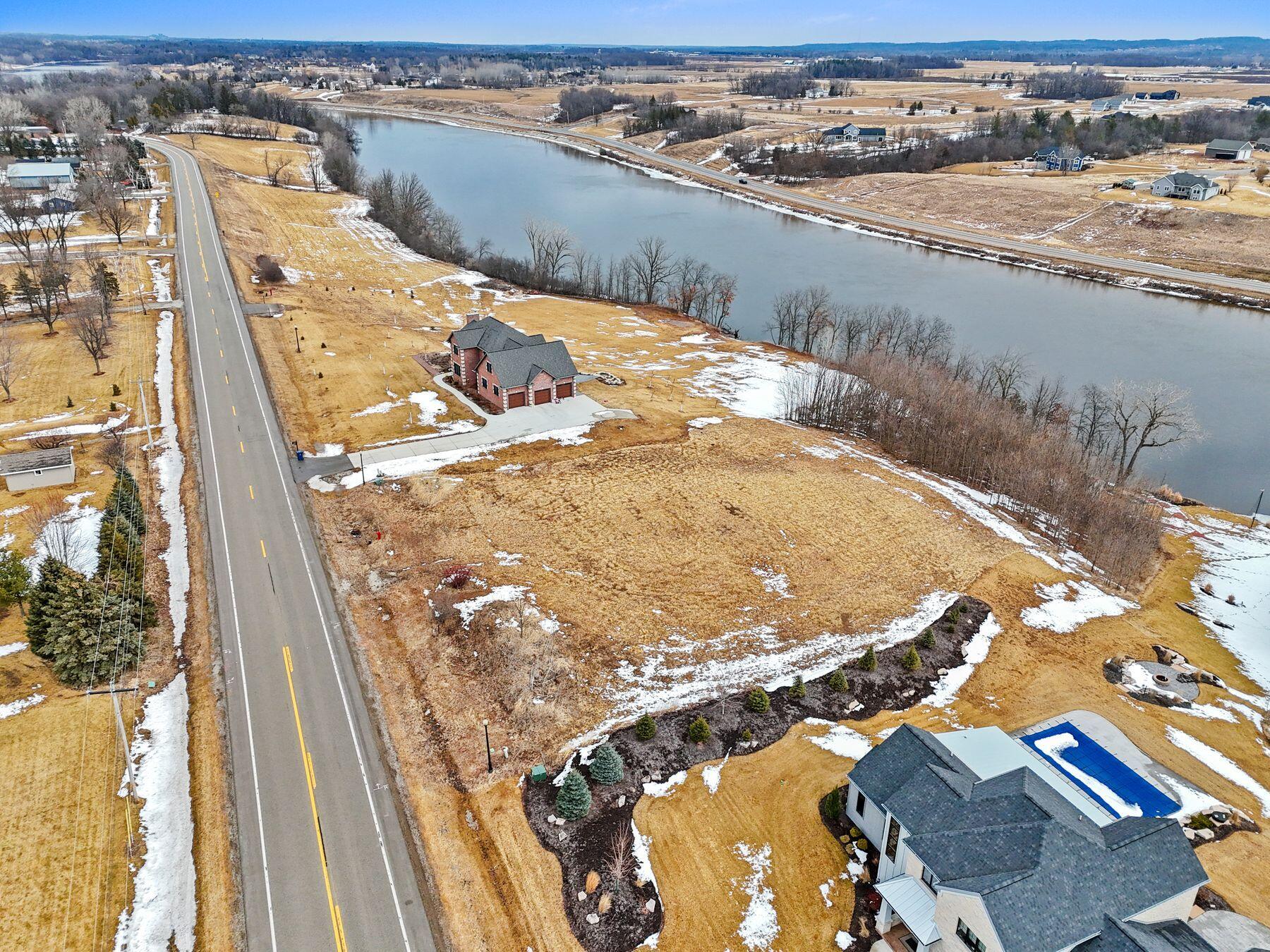 4079 Lost Dauphin Rd