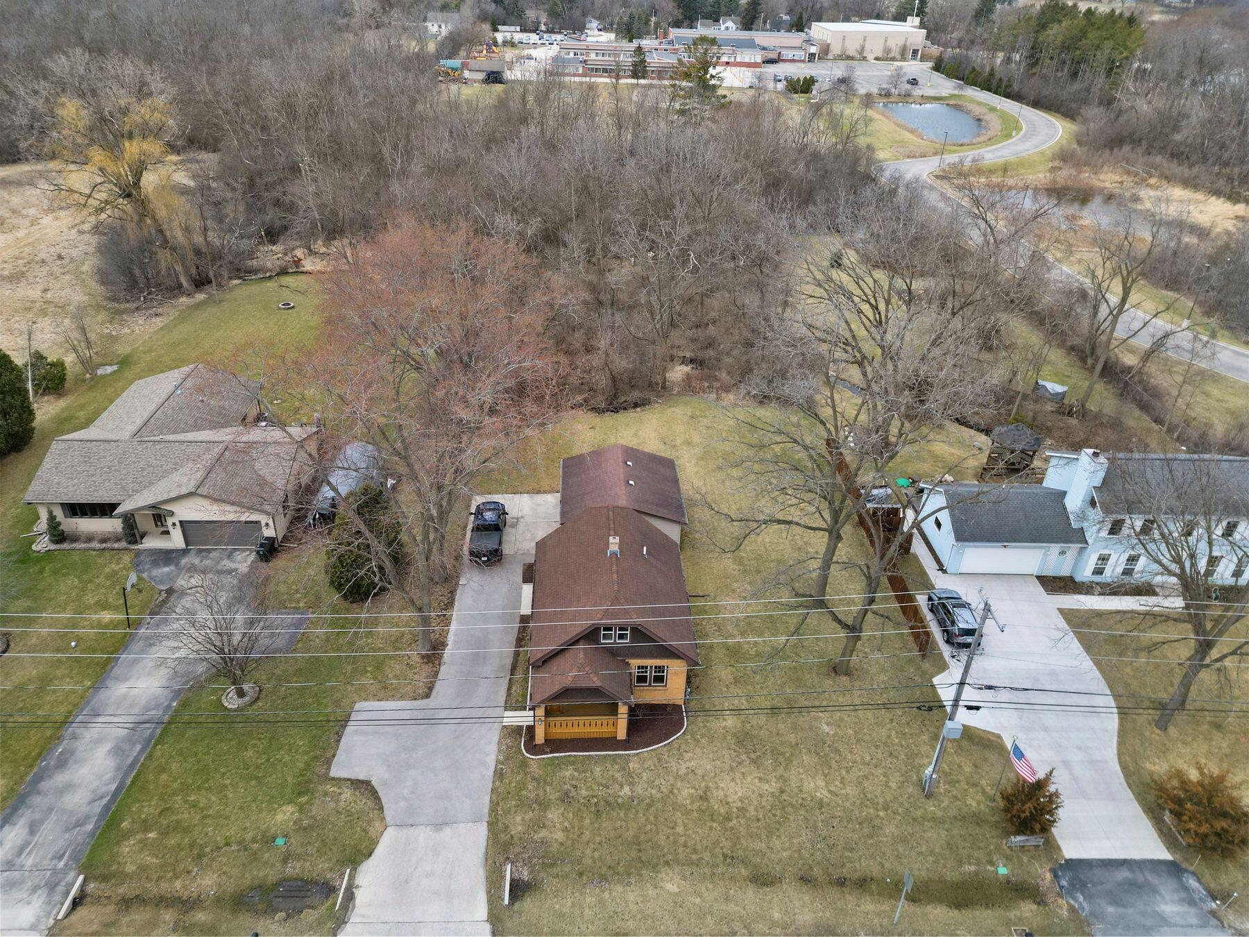 1515 S Calhoun Rd