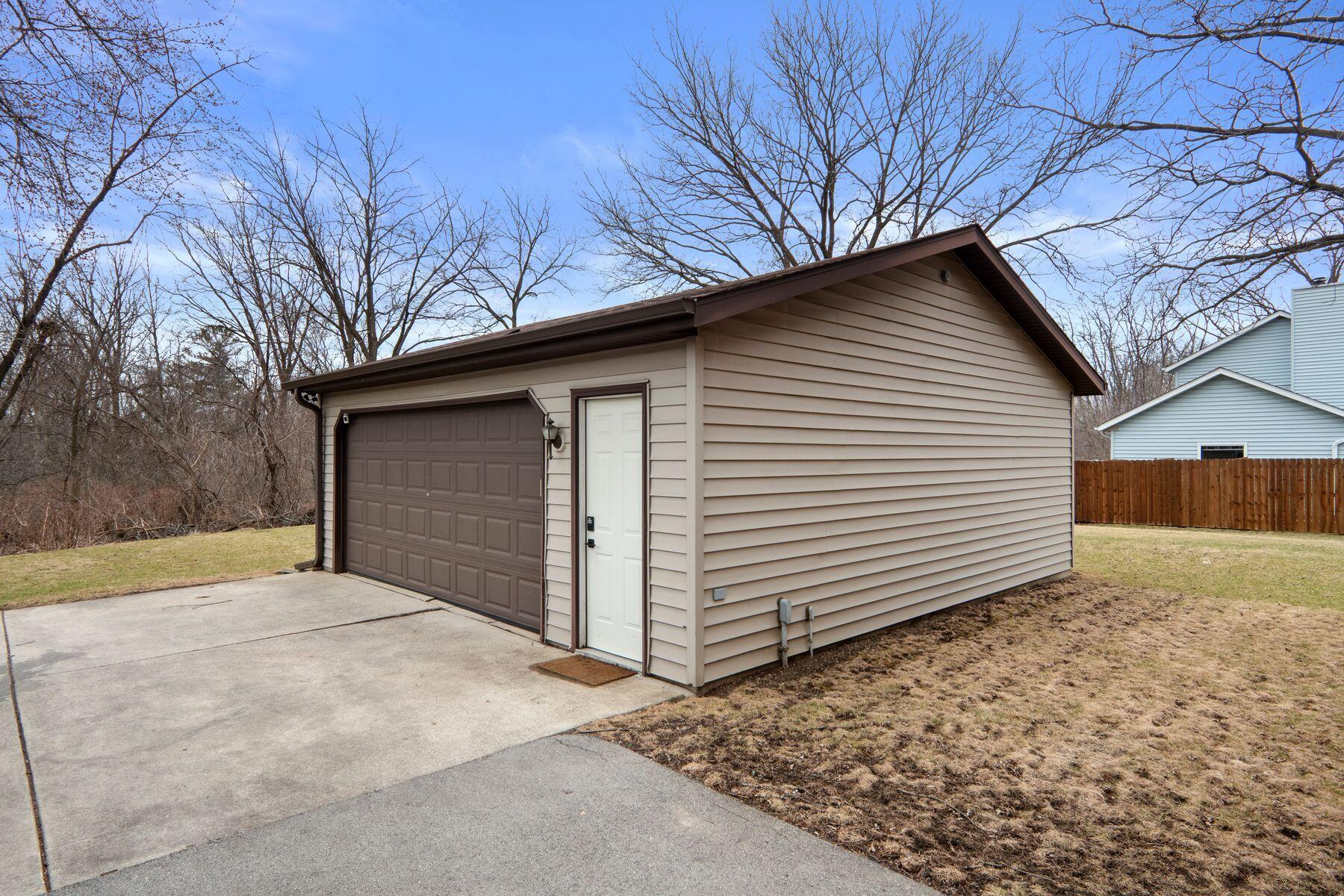 1515 S Calhoun Rd