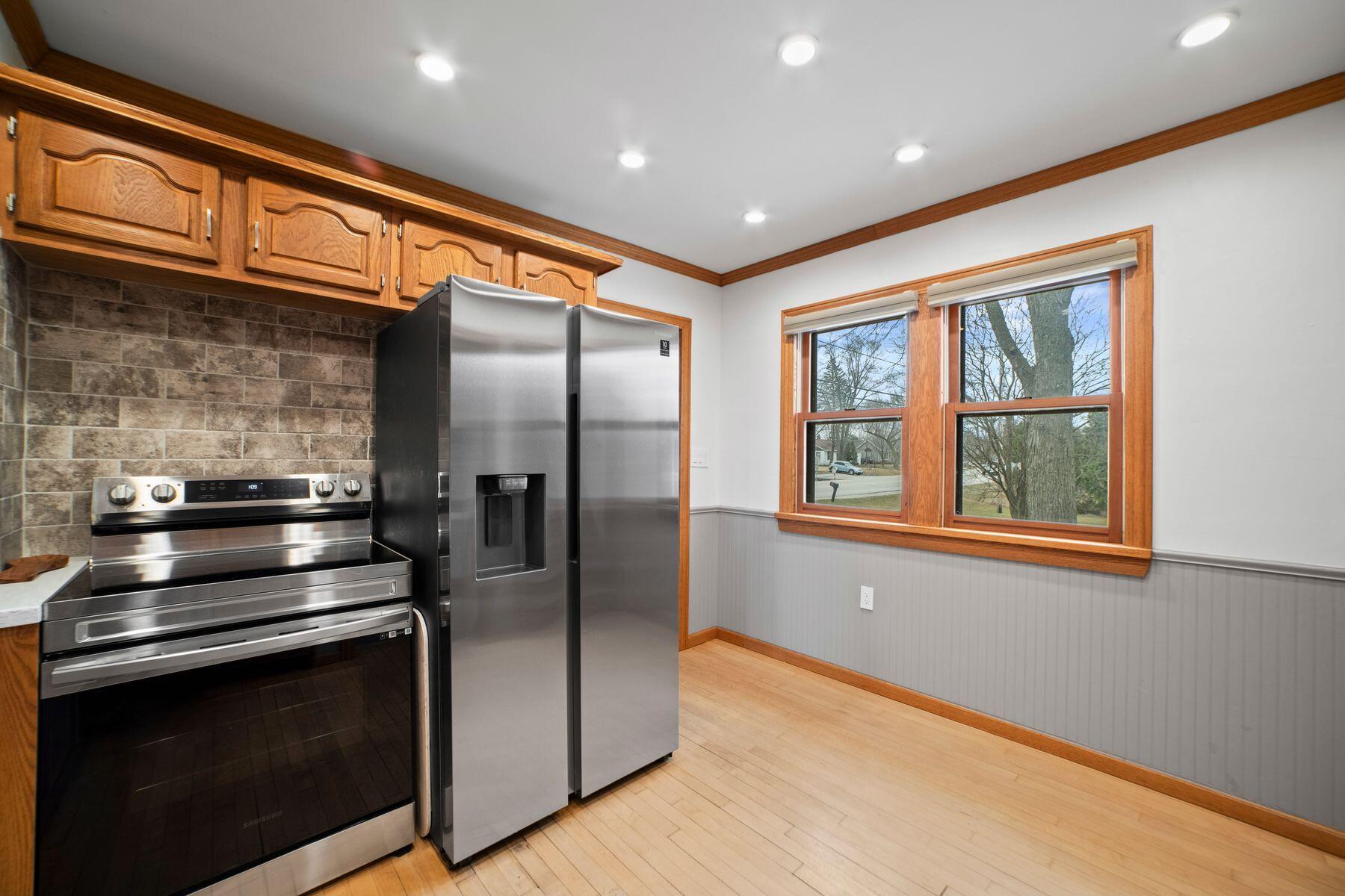 1515 S Calhoun Rd