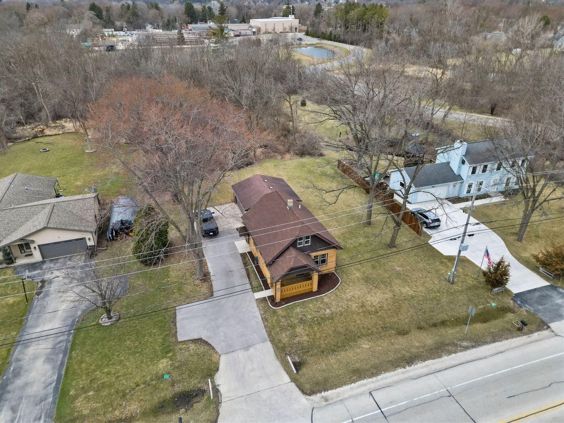 1515 S Calhoun Rd