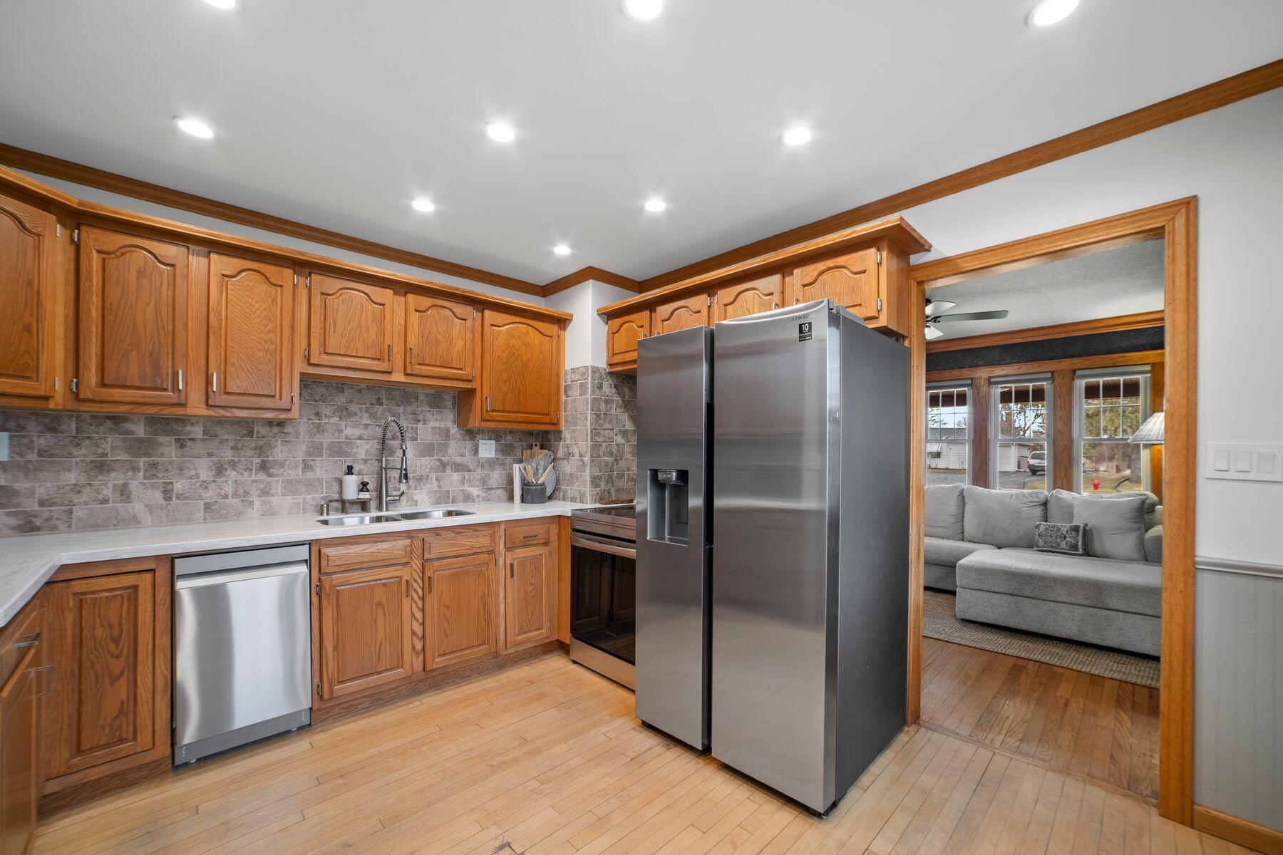 1515 S Calhoun Rd