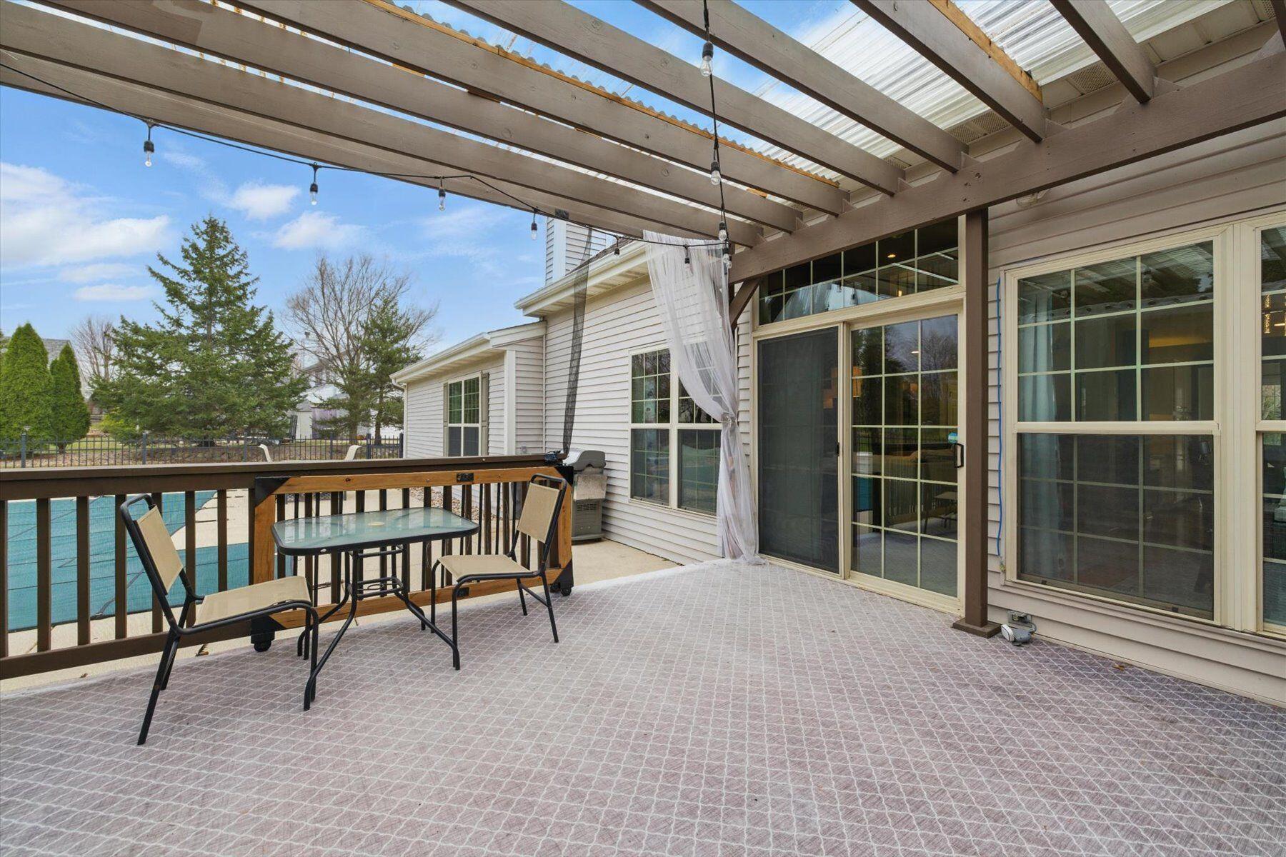 1121 Dana Ln