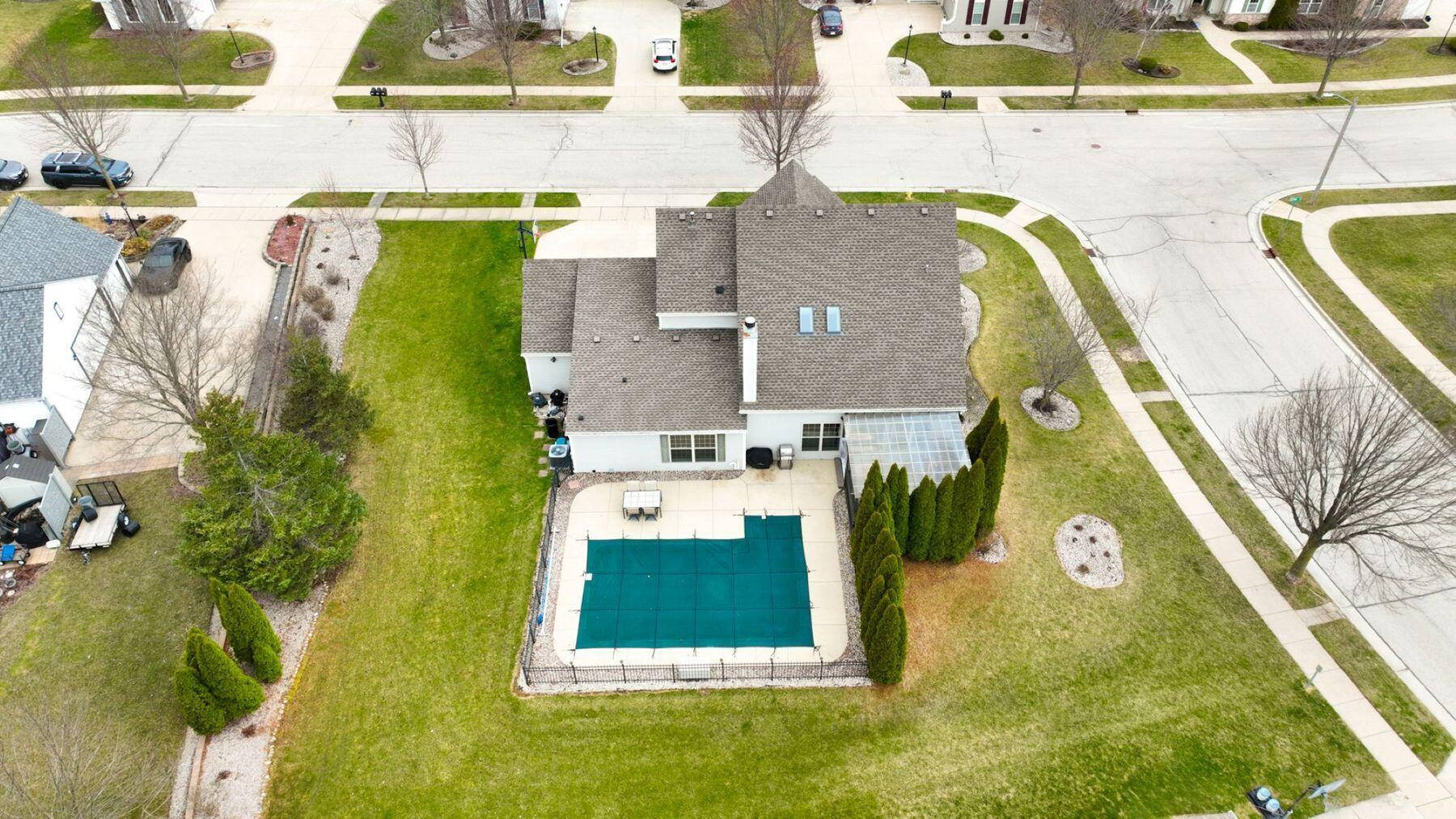 1121 Dana Ln
