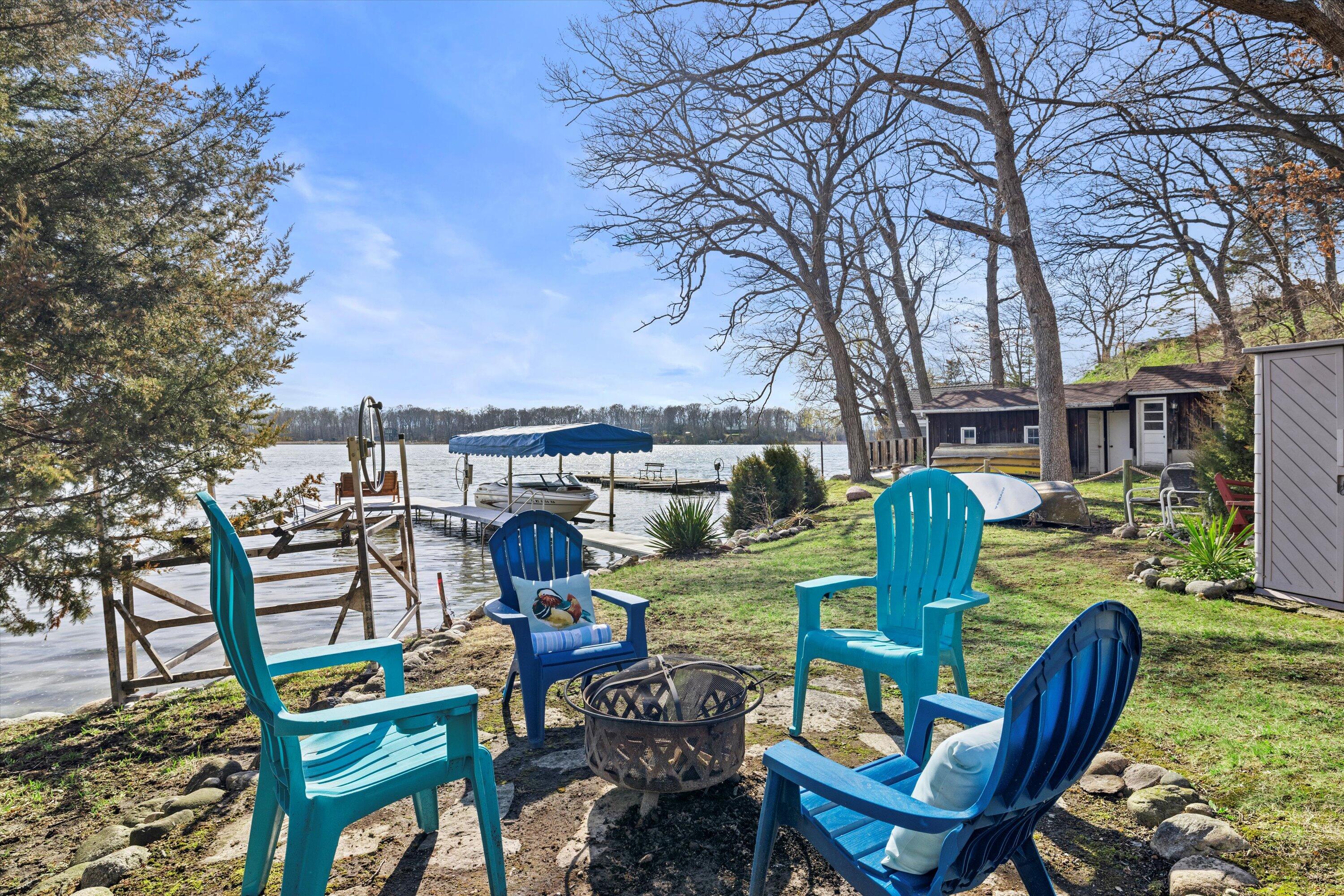 1721 N Waterville Rd