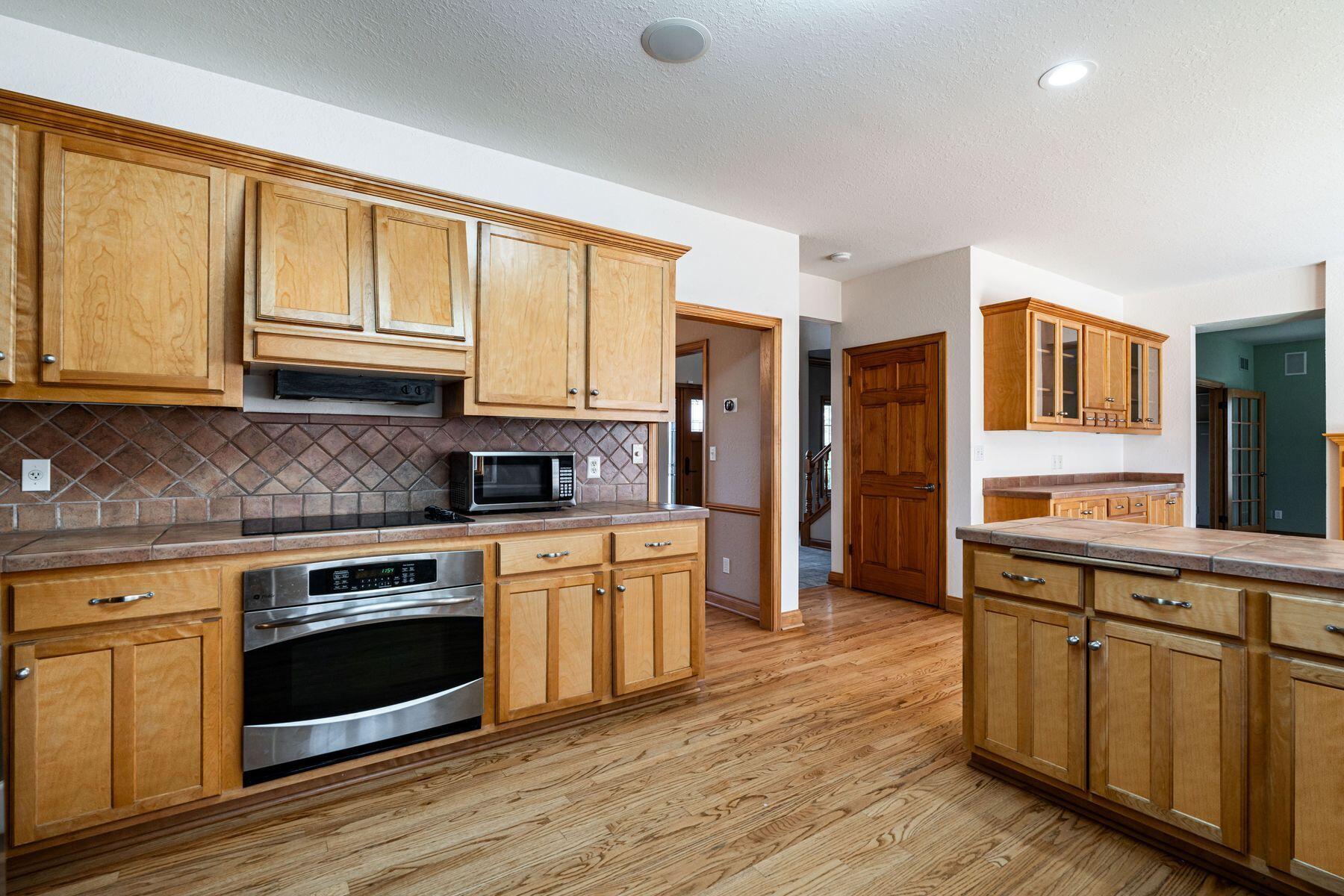 W280N4970 Jerilane Ct