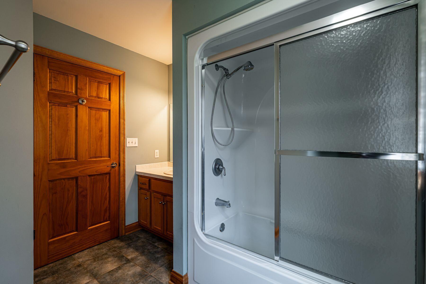 W280N4970 Jerilane Ct