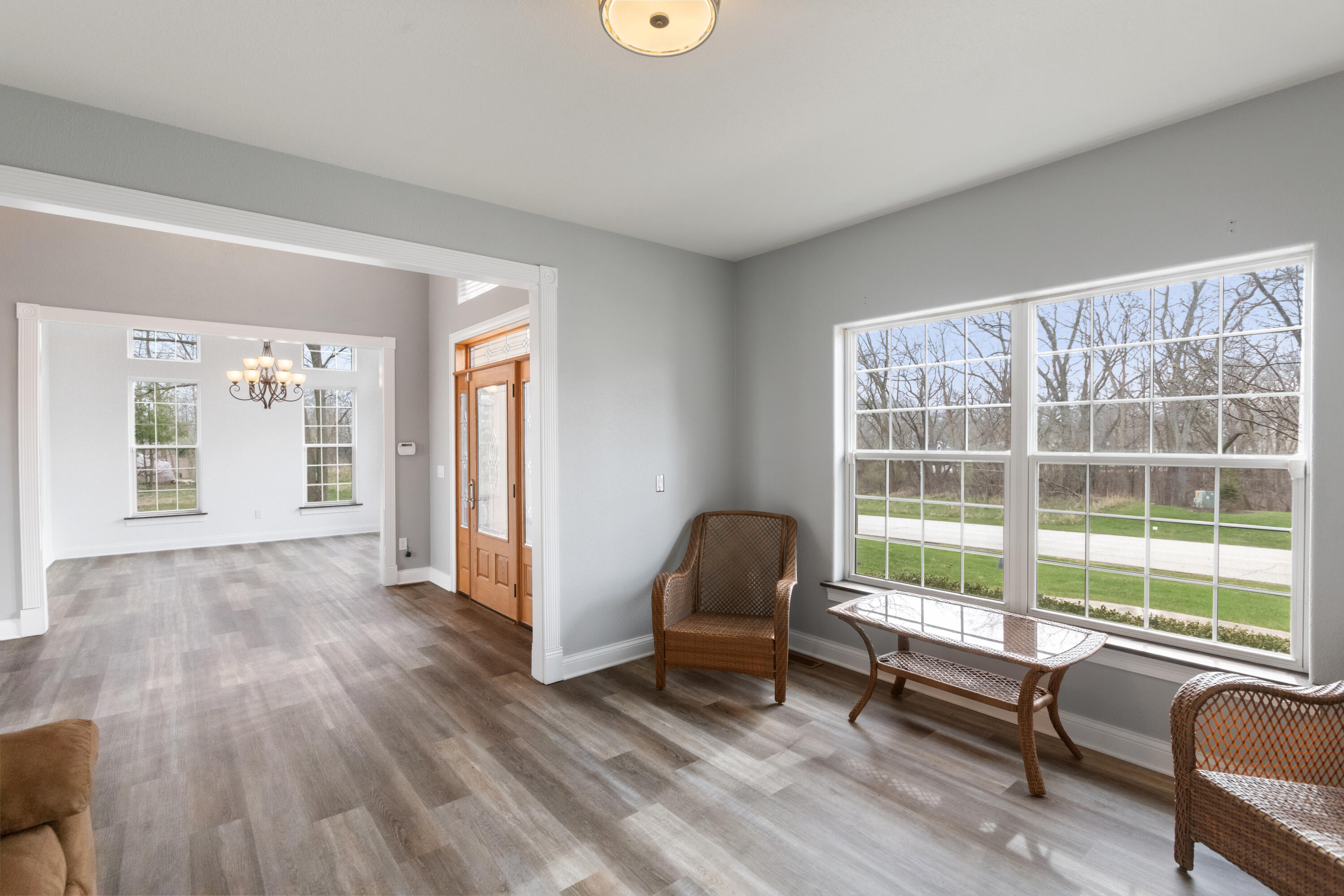 1561 Prestwick Dr