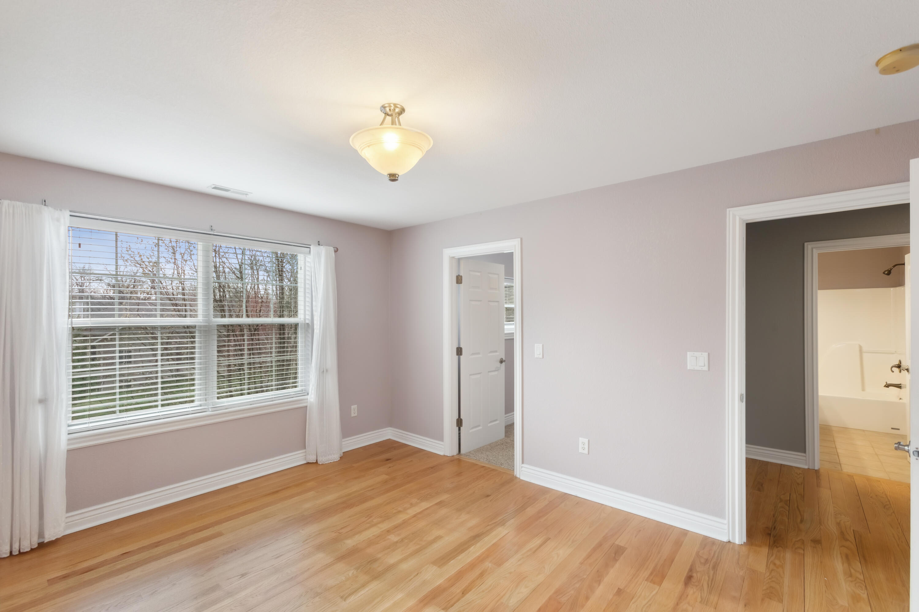 1561 Prestwick Dr