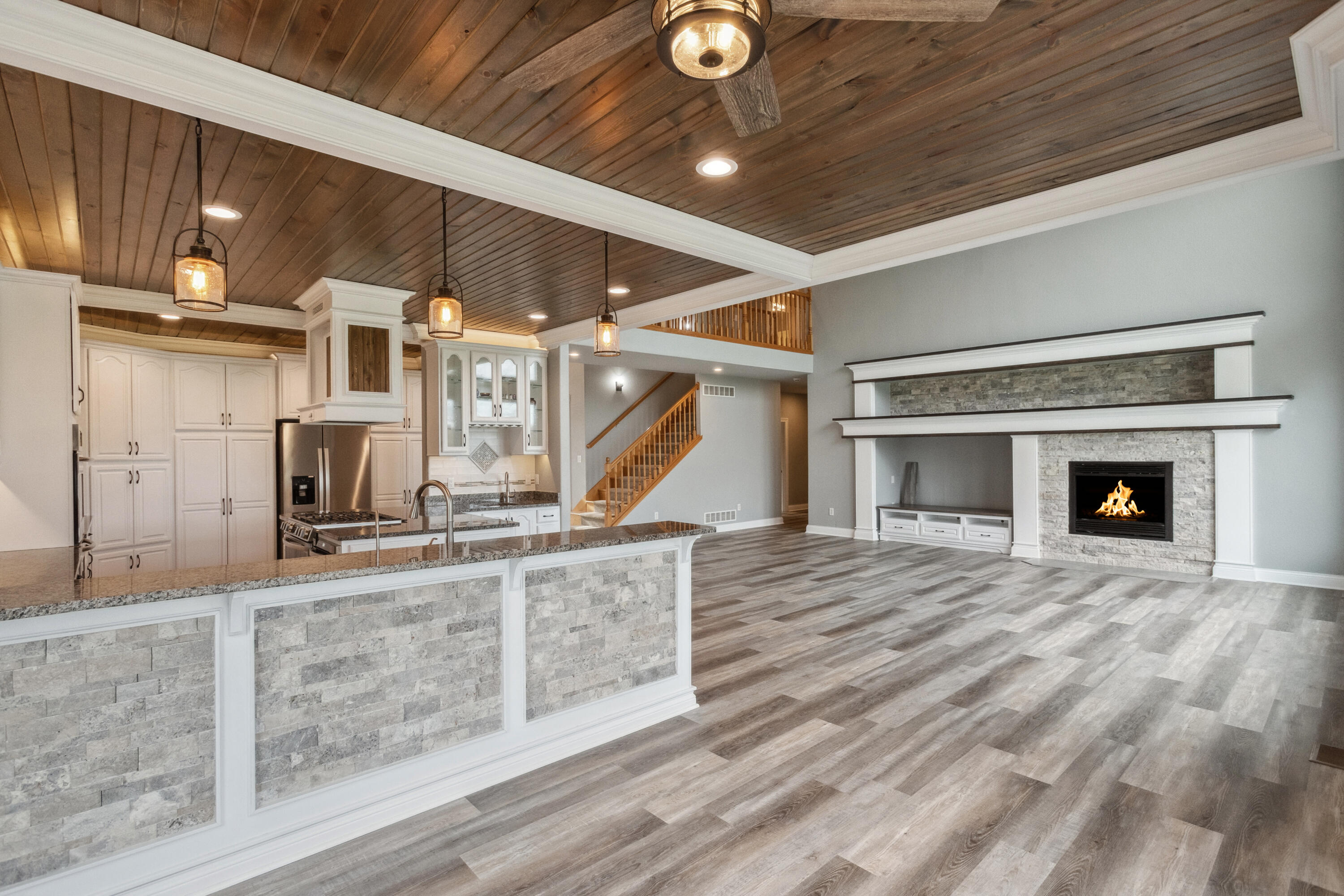 1561 Prestwick Dr