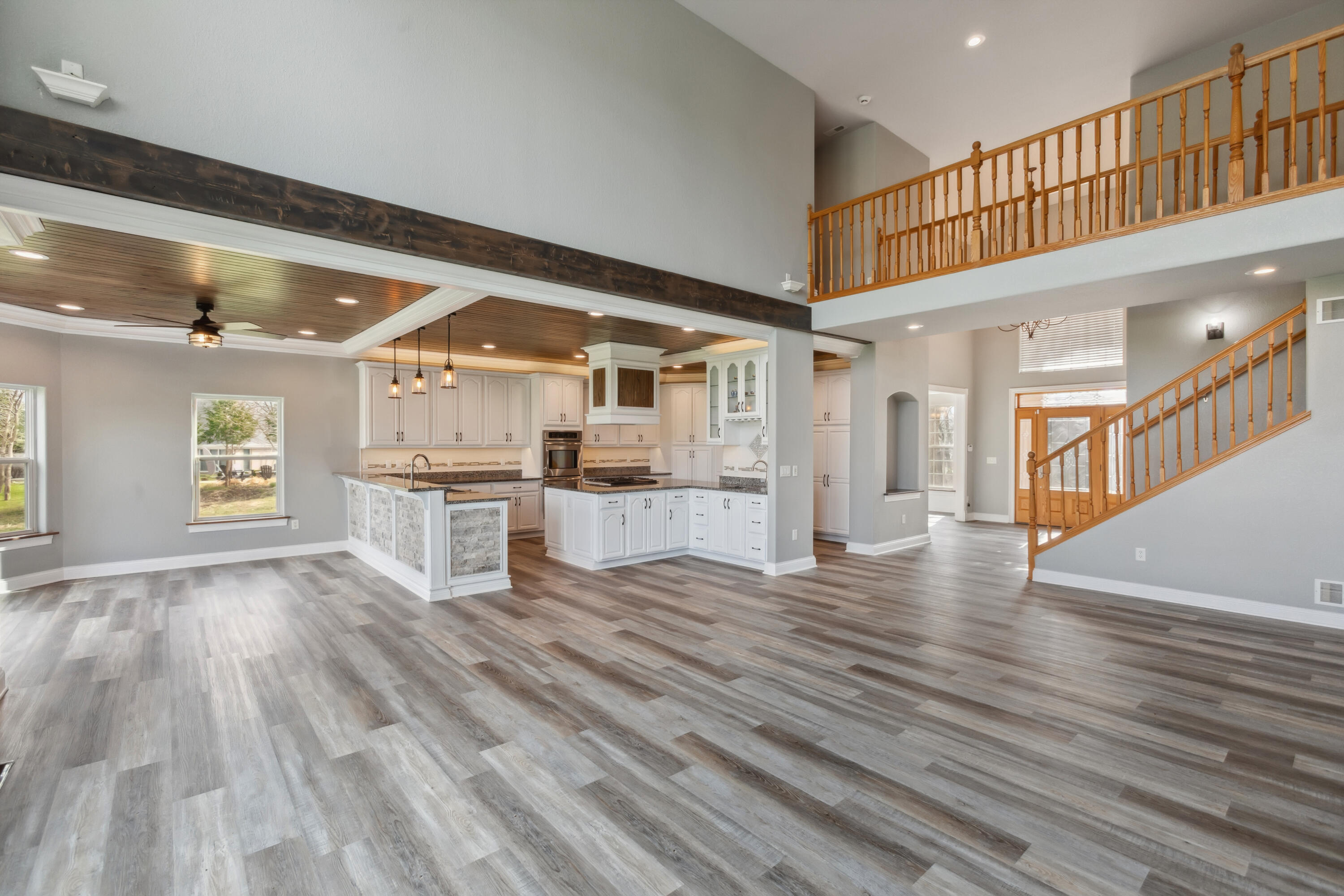 1561 Prestwick Dr