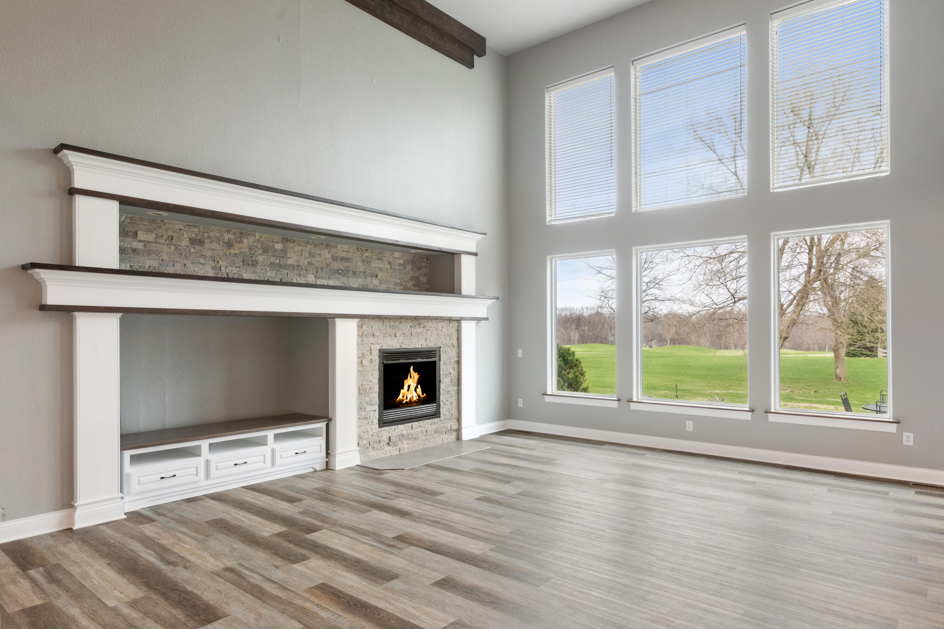 1561 Prestwick Dr