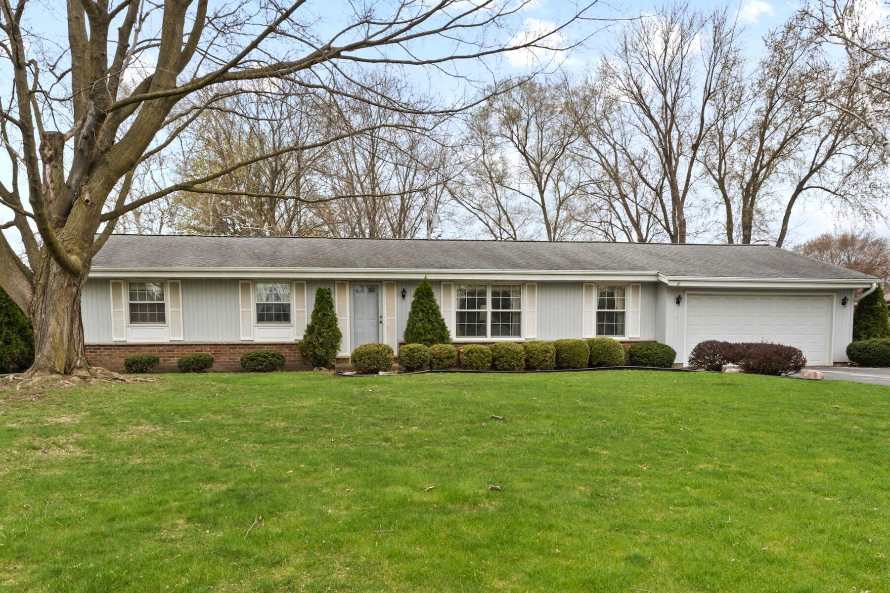 2465 Castle Ct