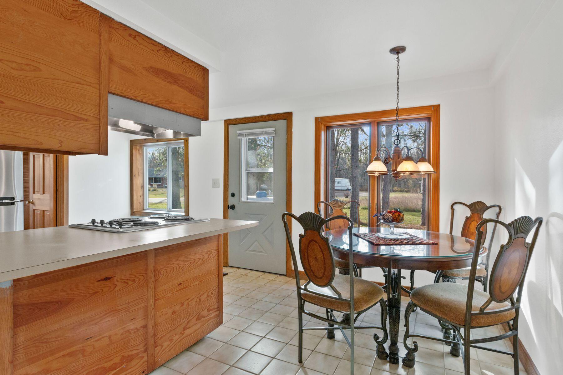 1404 Stoney Brook Rd W