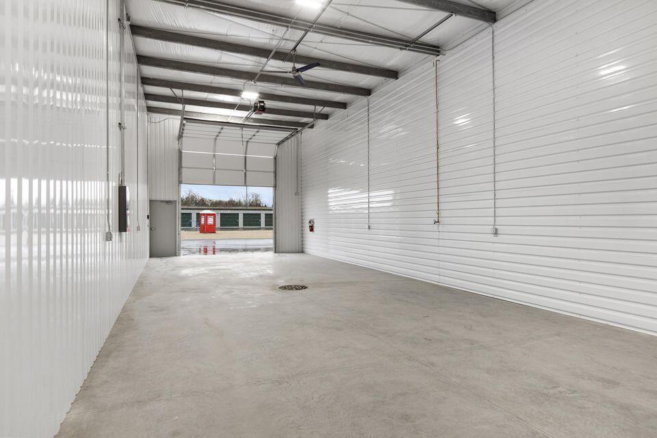 1251 Arthur Dr