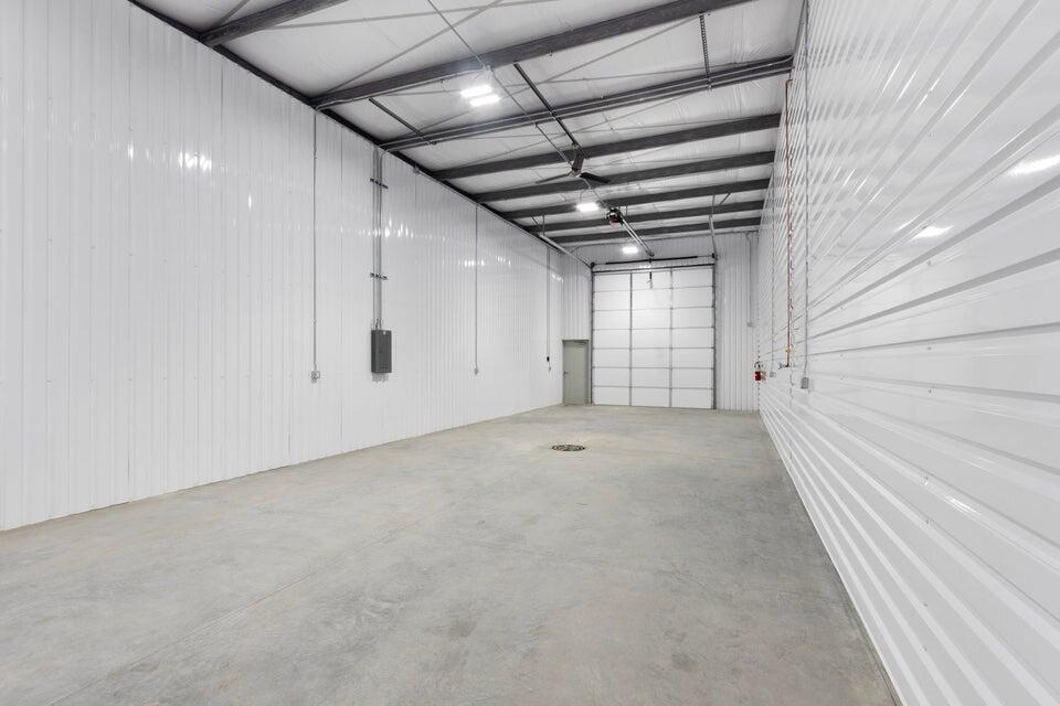 1251 Arthur Dr