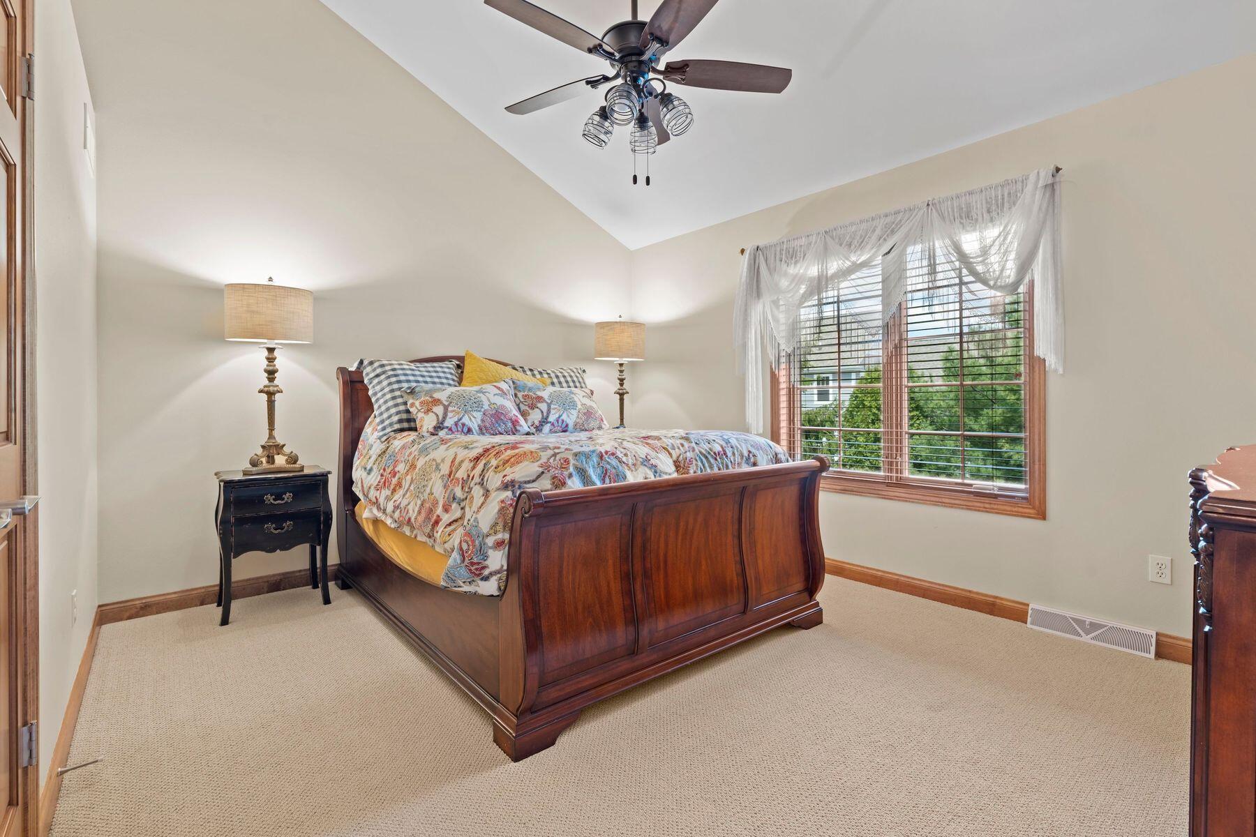 1828 Glenn Spring Ct