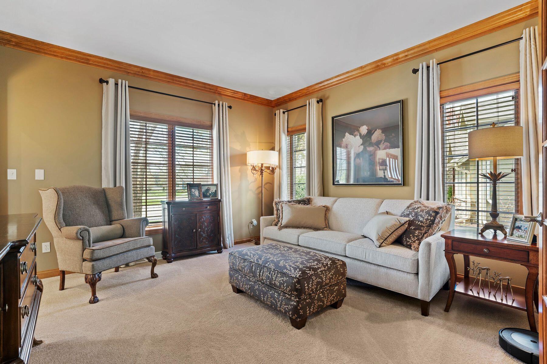 1828 Glenn Spring Ct