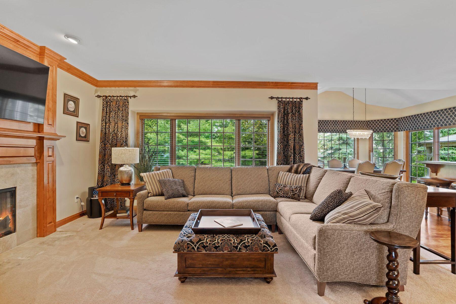 1828 Glenn Spring Ct