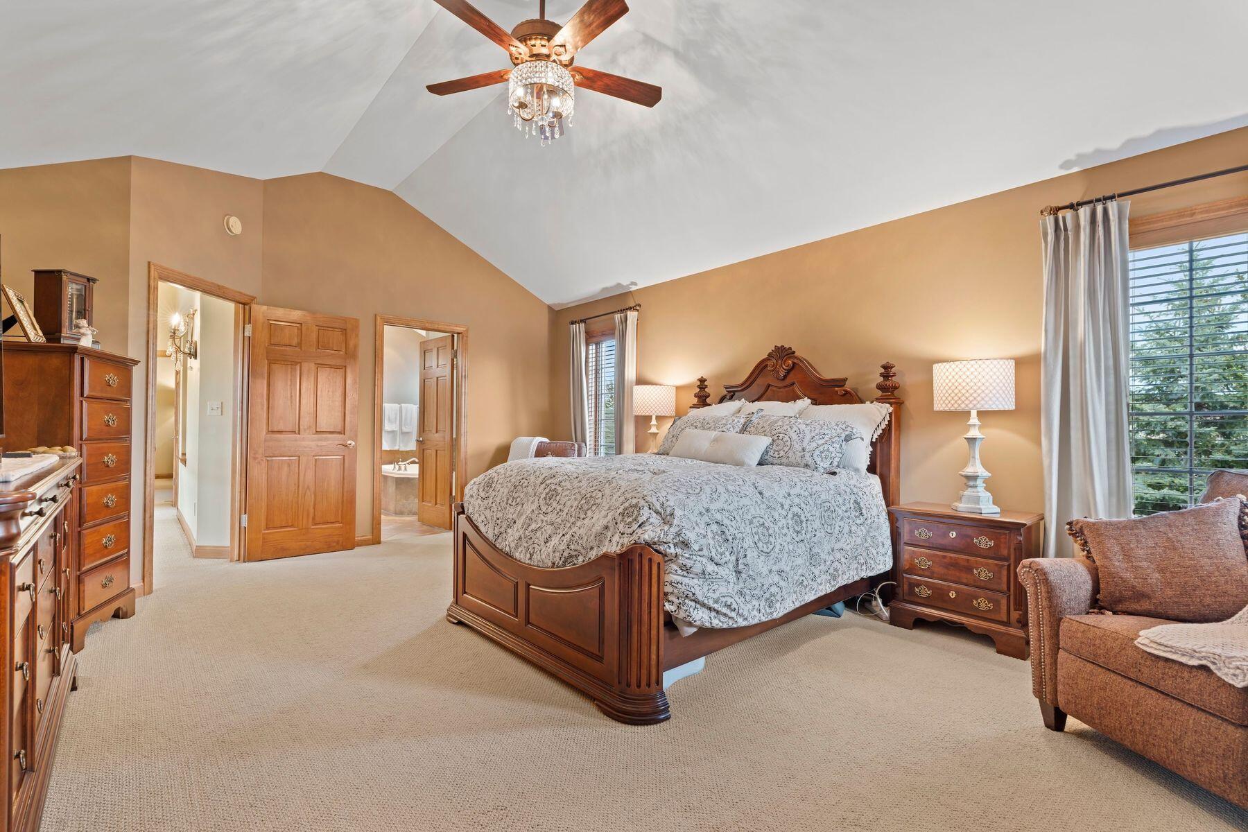 1828 Glenn Spring Ct