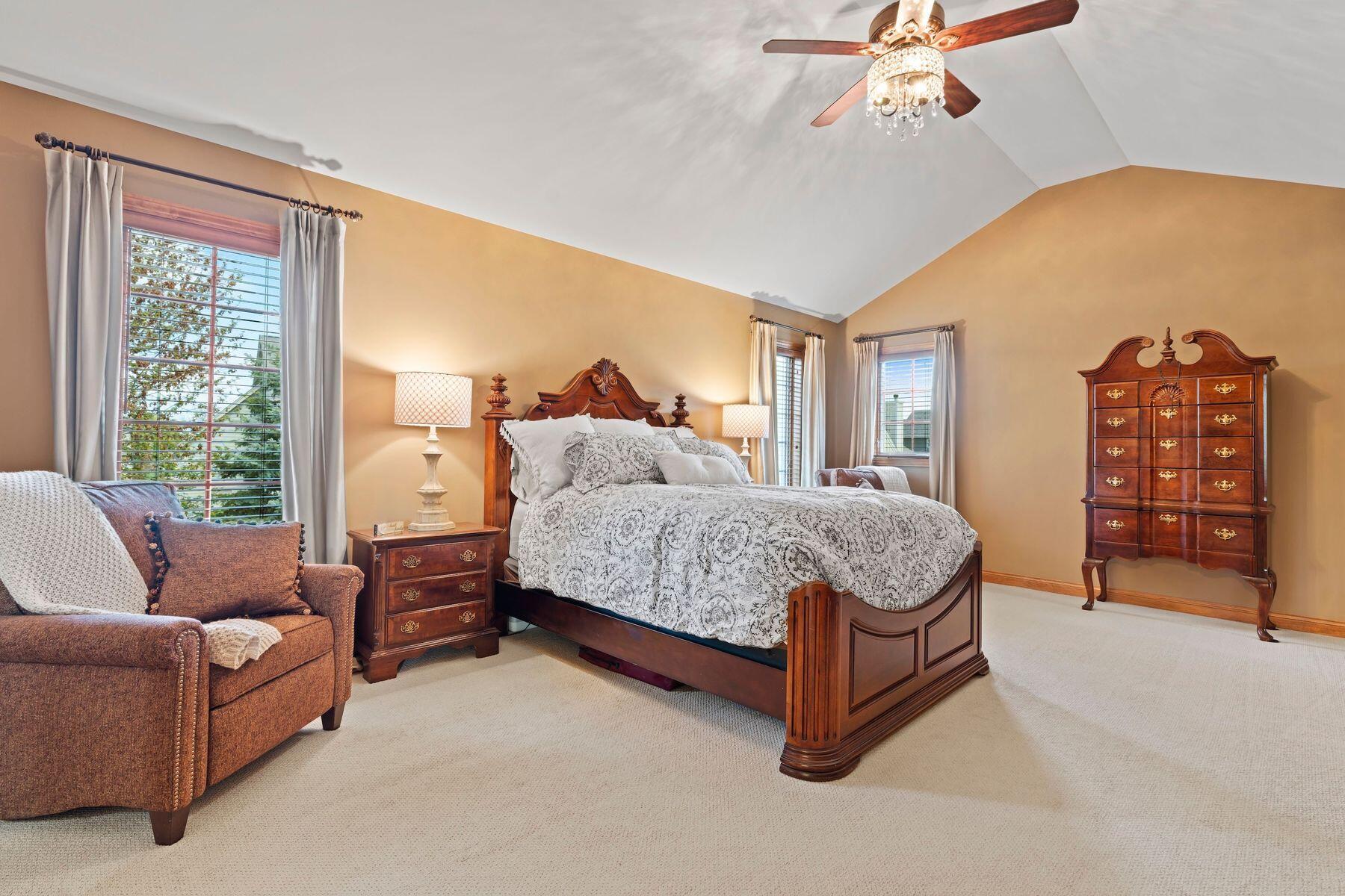 1828 Glenn Spring Ct