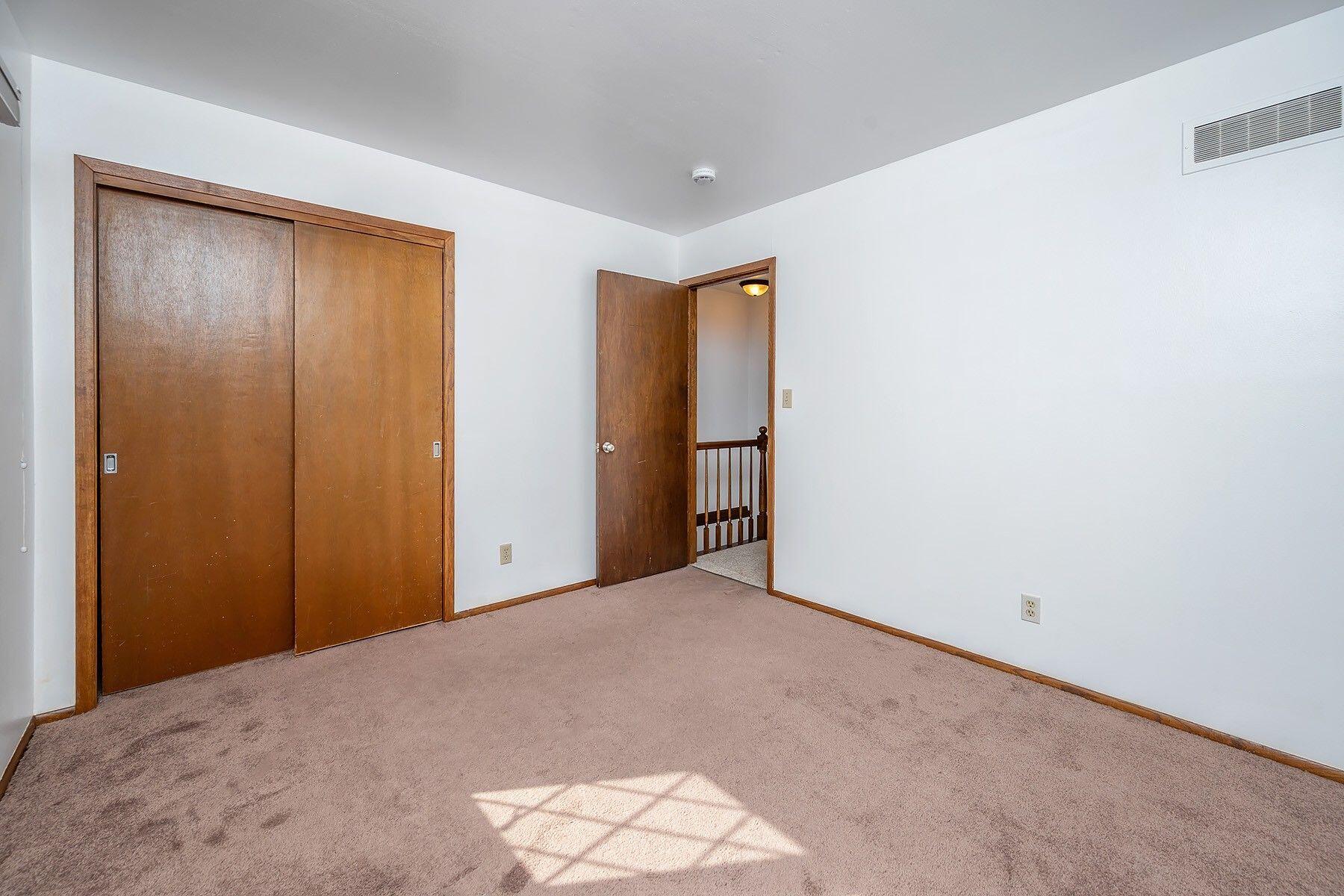 17652 Nassau Dr