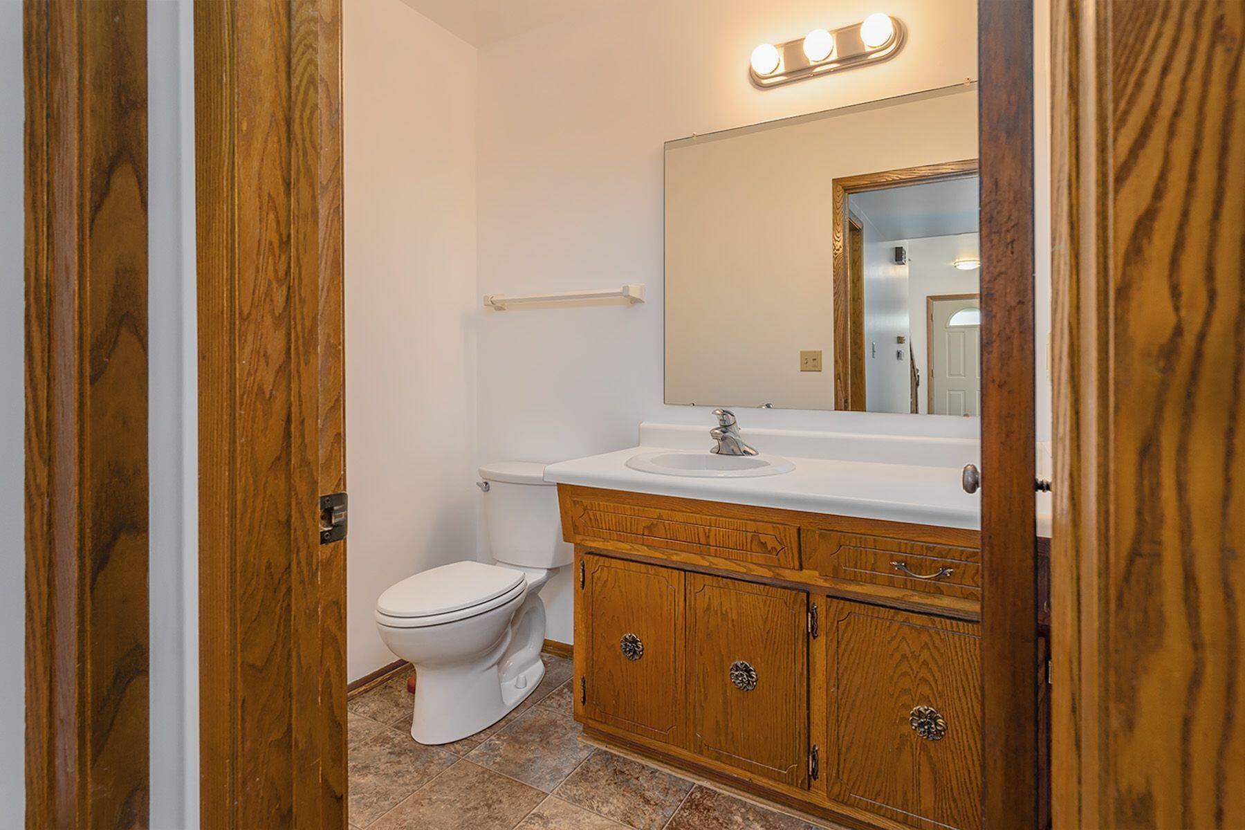 17652 Nassau Dr