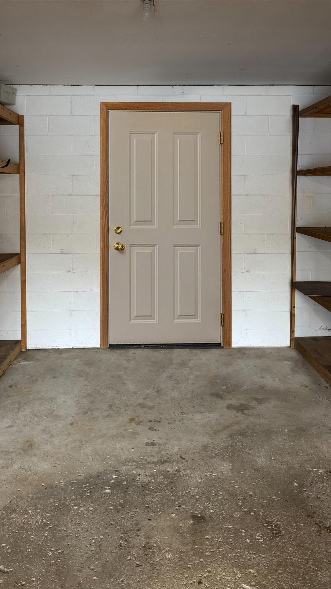 17652 Nassau Dr