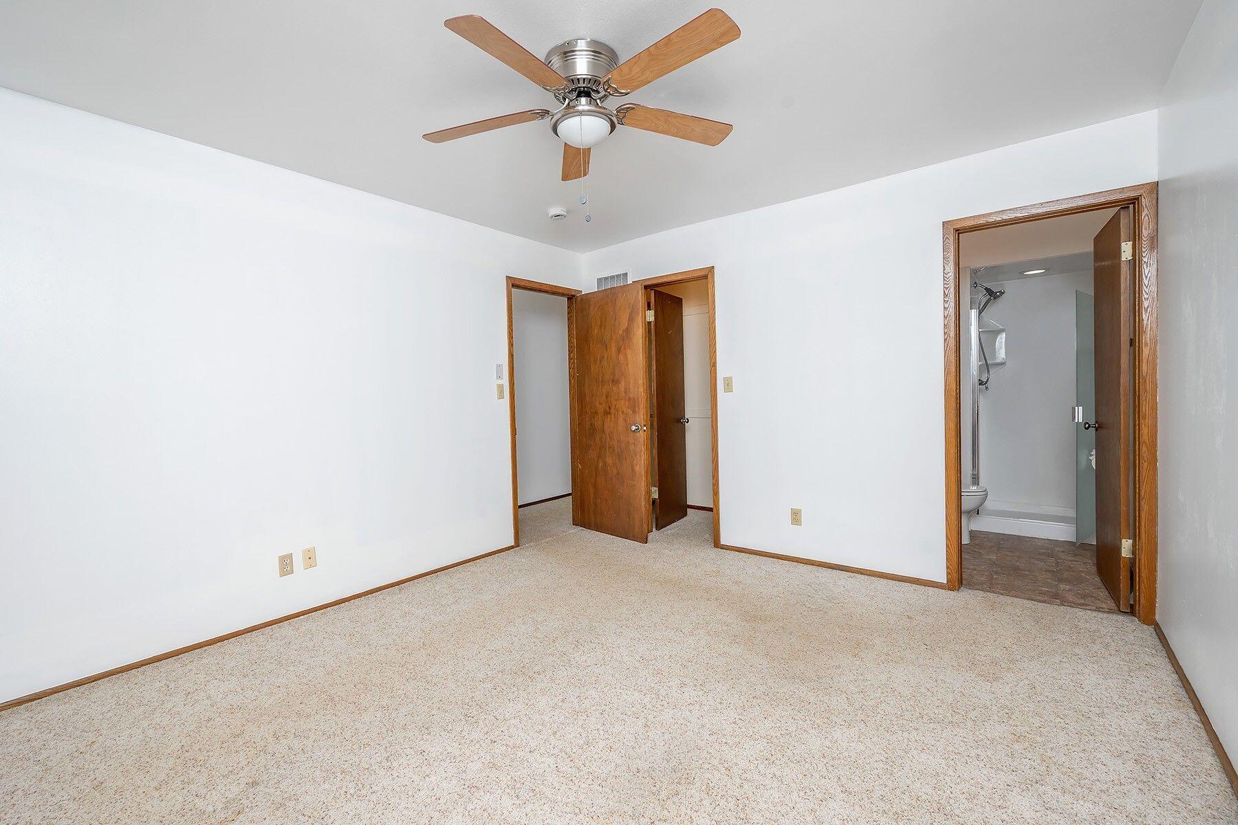 17652 Nassau Dr