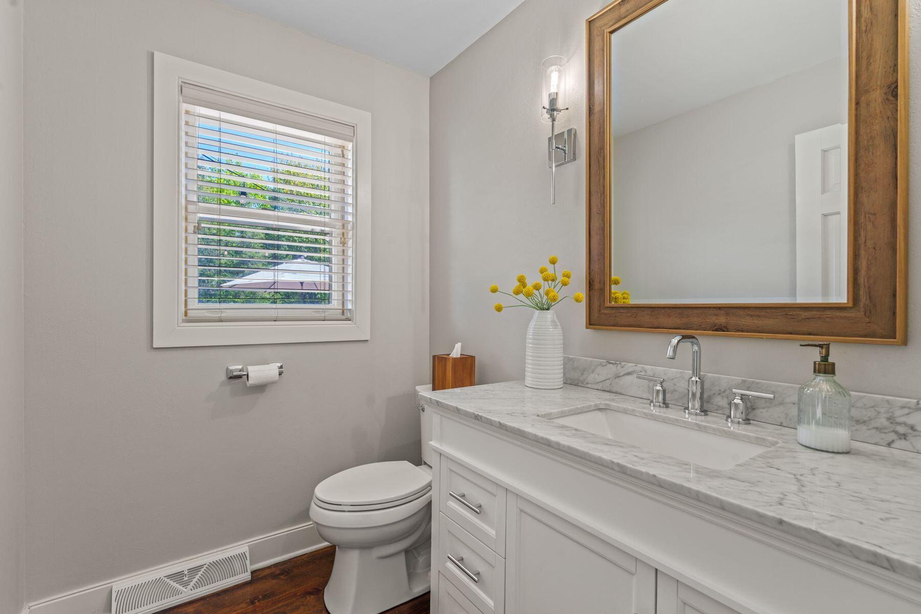 W291N1124 Churchview Dr