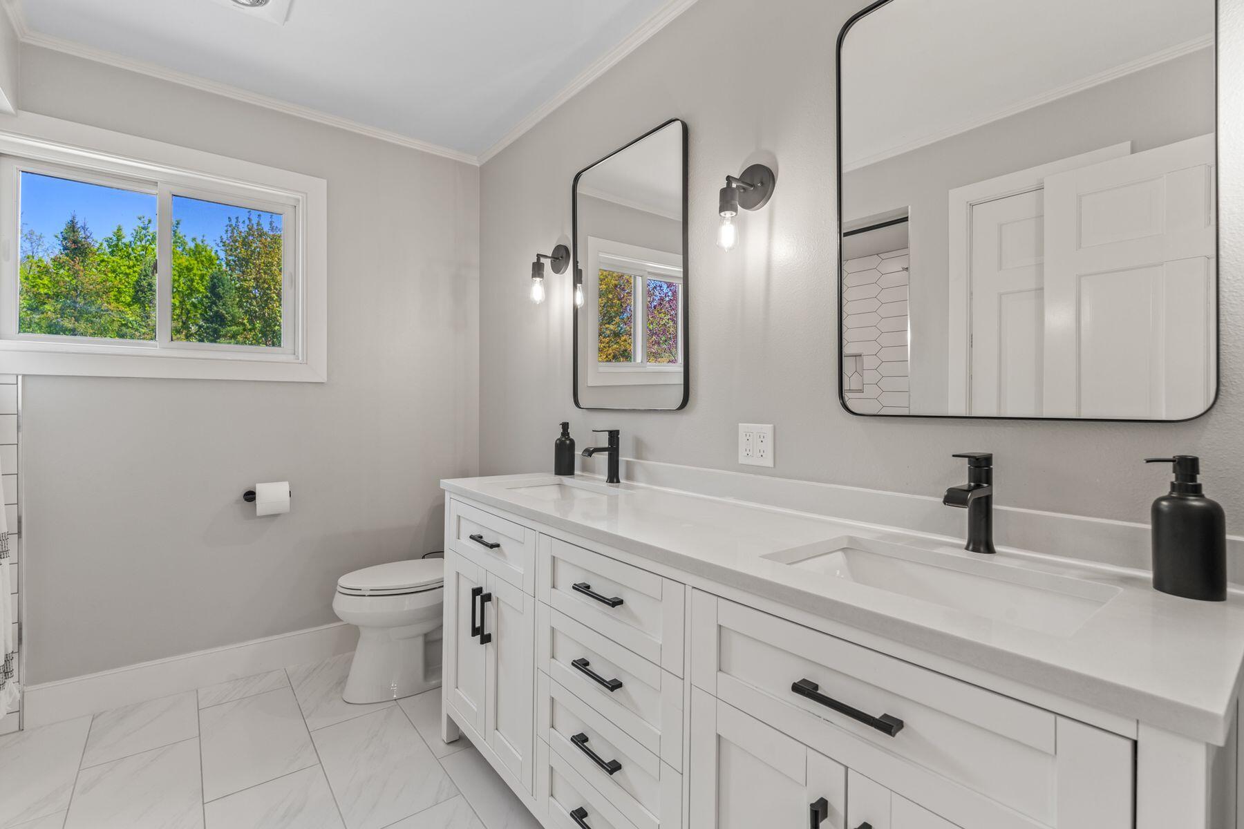 W291N1124 Churchview Dr
