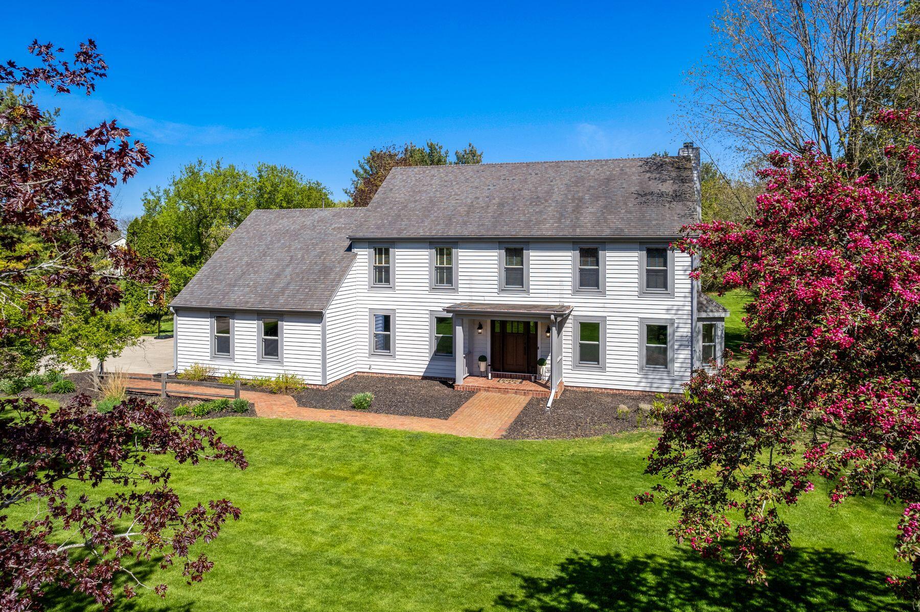 W291N1124 Churchview Dr