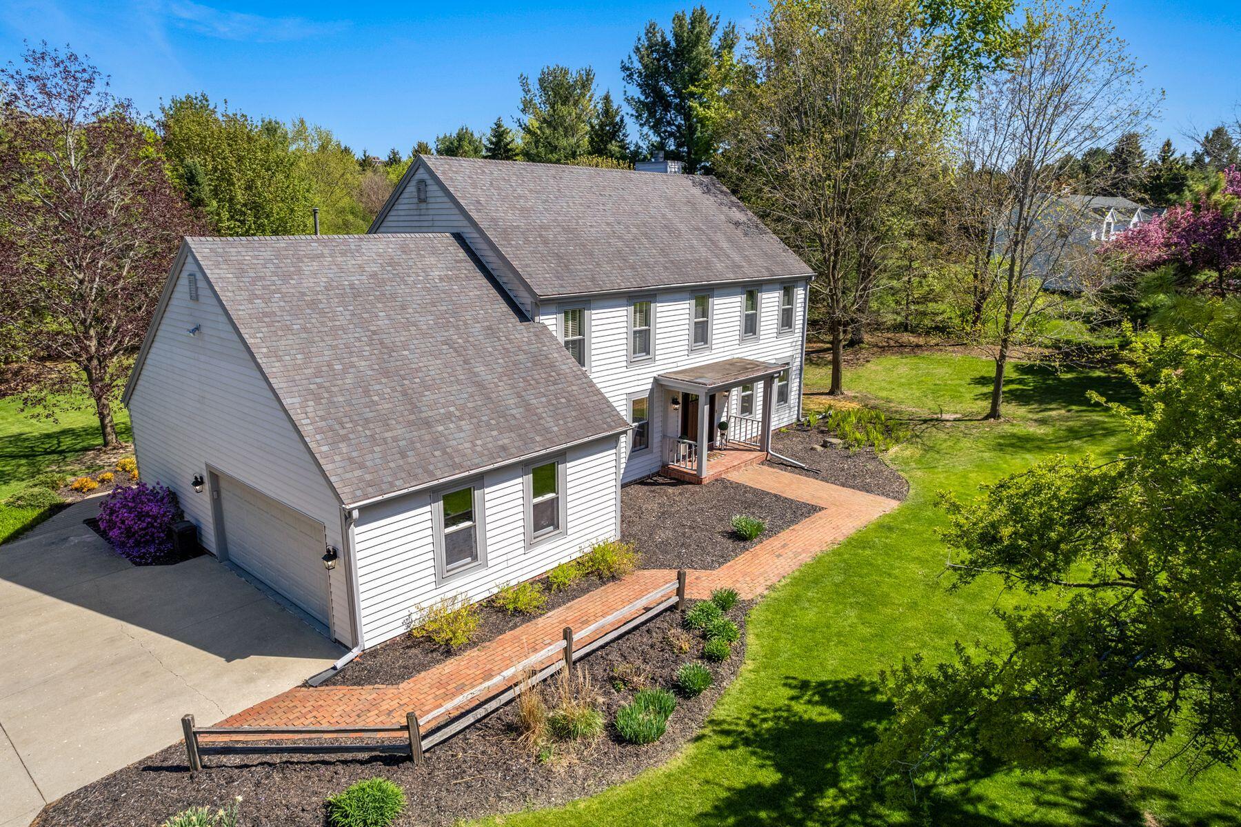 W291N1124 Churchview Dr