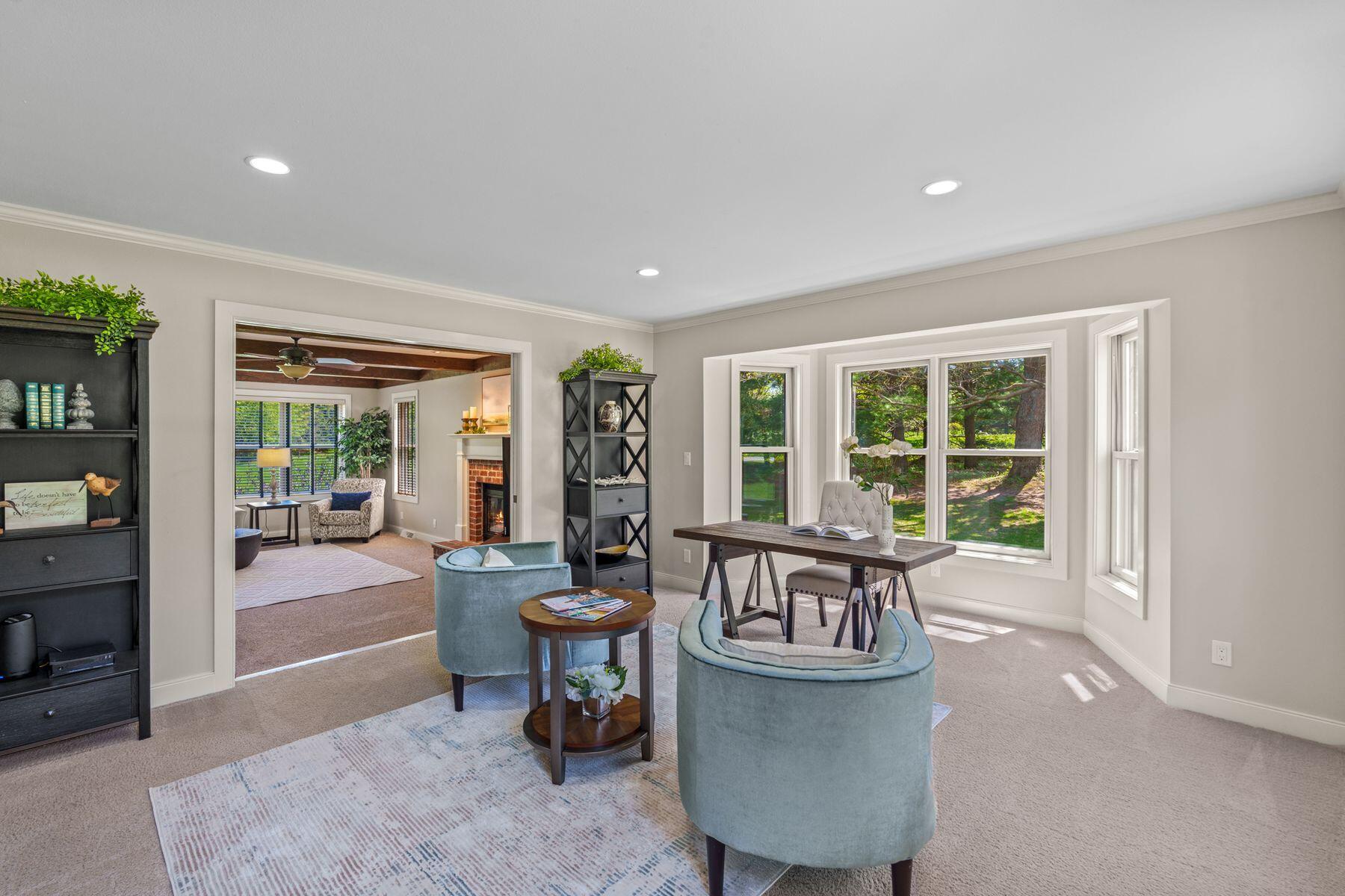 W291N1124 Churchview Dr