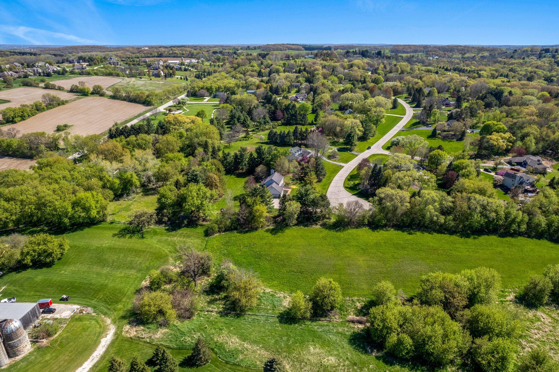 W291N1124 Churchview Dr