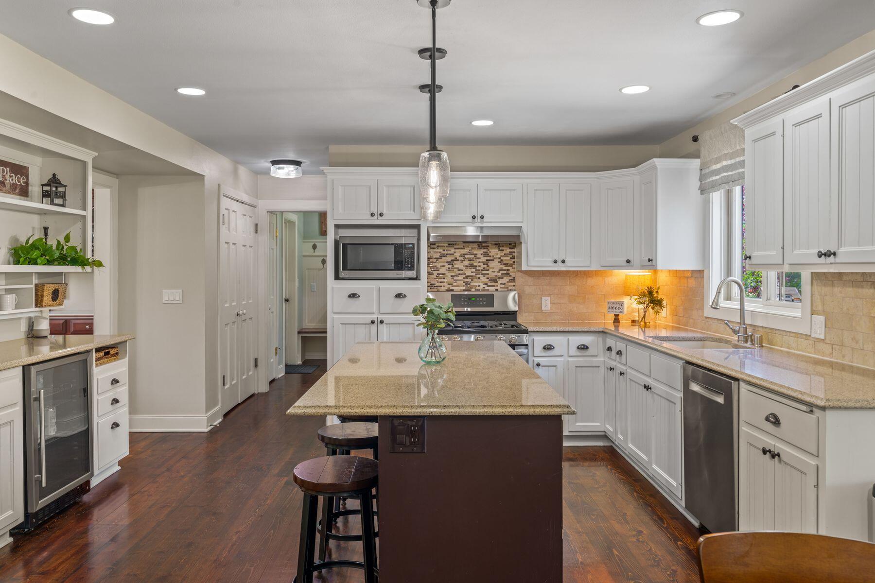 W291N1124 Churchview Dr